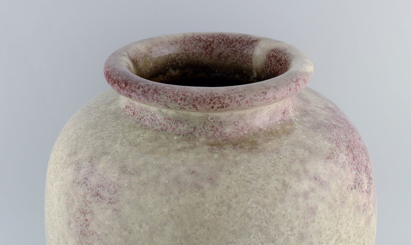 Richard Uhlemeyer, Germany. Large vase in glazed ceramics. Beautiful speckled glaze in sand and - 4