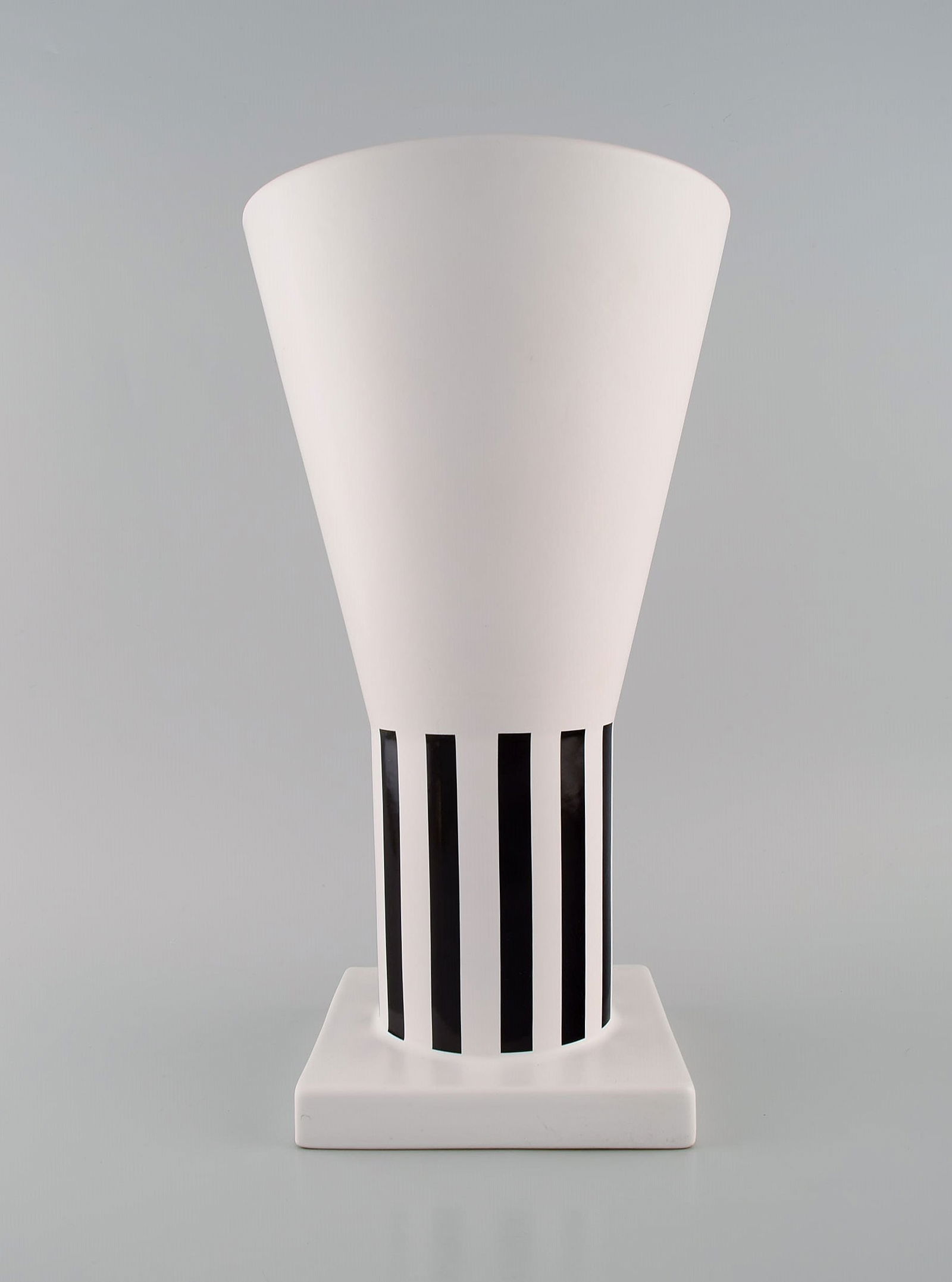 Le Dauphin, France. Large vase in glazed ceramics. 1970s / 80s. - 5