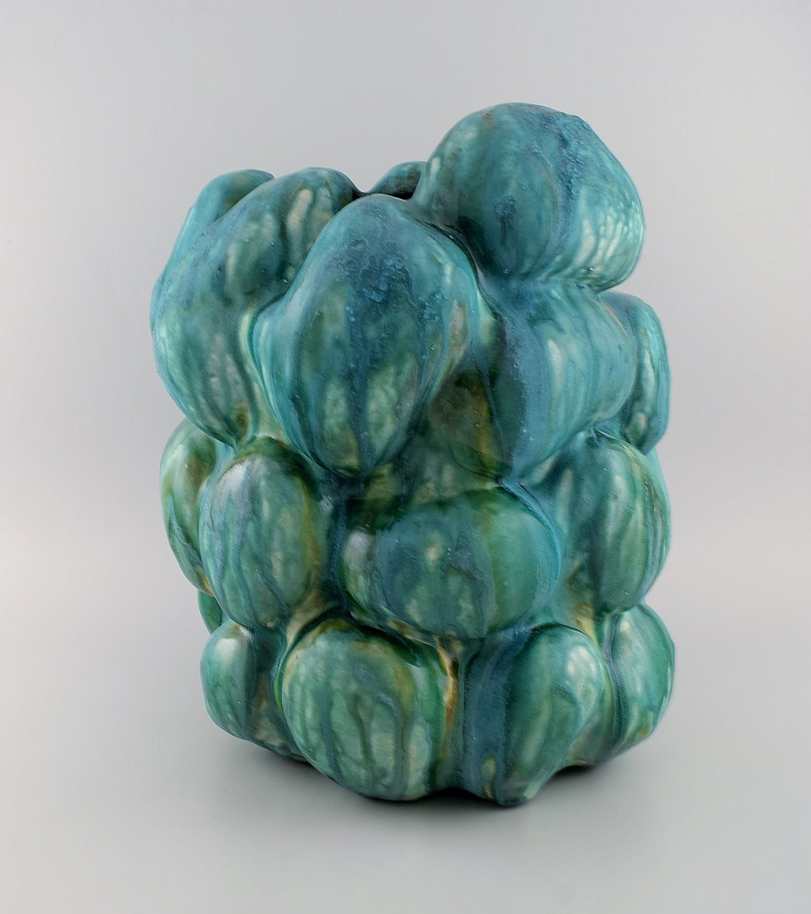 Christina Muff, Danish contemporary ceramicist (b. 1971). Monumental unique stoneware vase with - 2