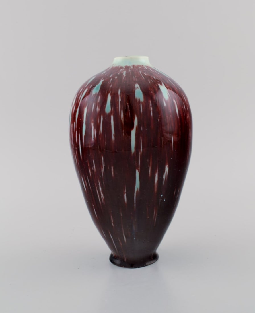Isak Isaksson, Swedish ceramicist. Unique vase in glazed ceramics. Beautiful glaze in turquoise and - 3