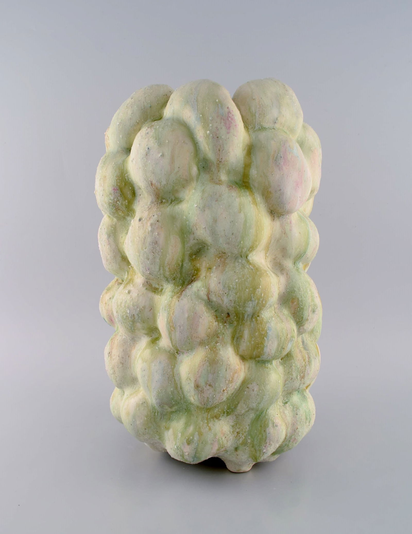 Christina Muff, Danish contemporary ceramicist (b. 1971). Large sculptural unique vase in glazed - 6