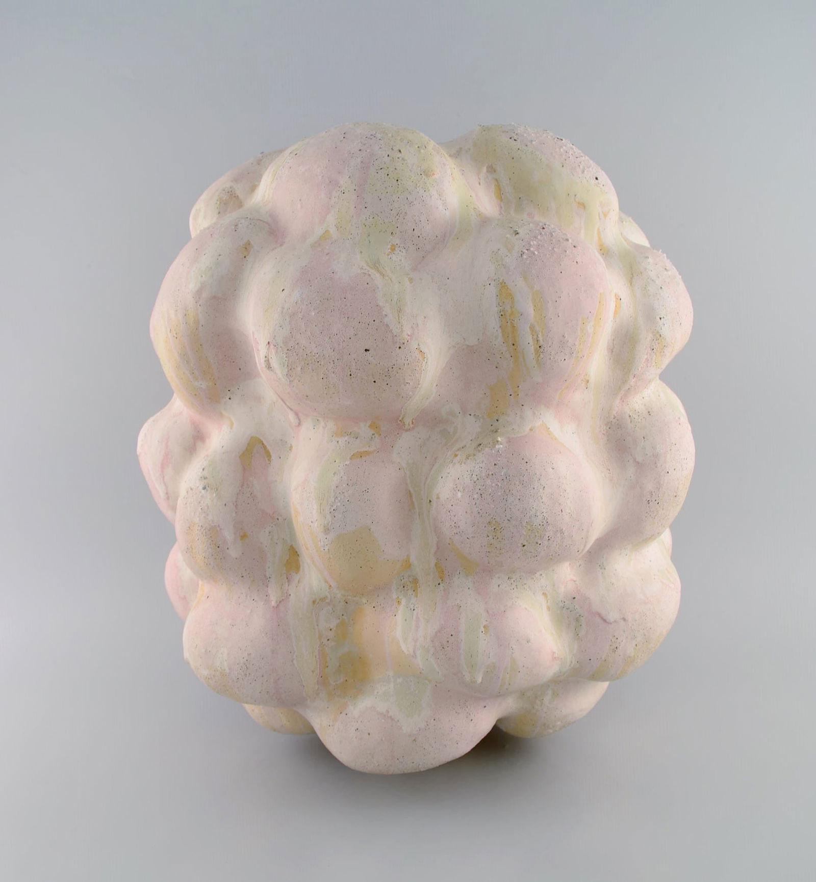 Christina Muff, Danish contemporary ceramicist (b. 1971). Very large sculptural unique vase in - 3