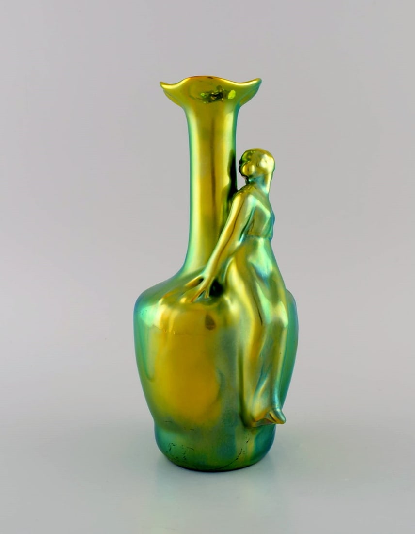 Zsolnay art nouveau vase in glazed ceramics modeled with sitting woman. Beautiful luster glaze. 20th - 3