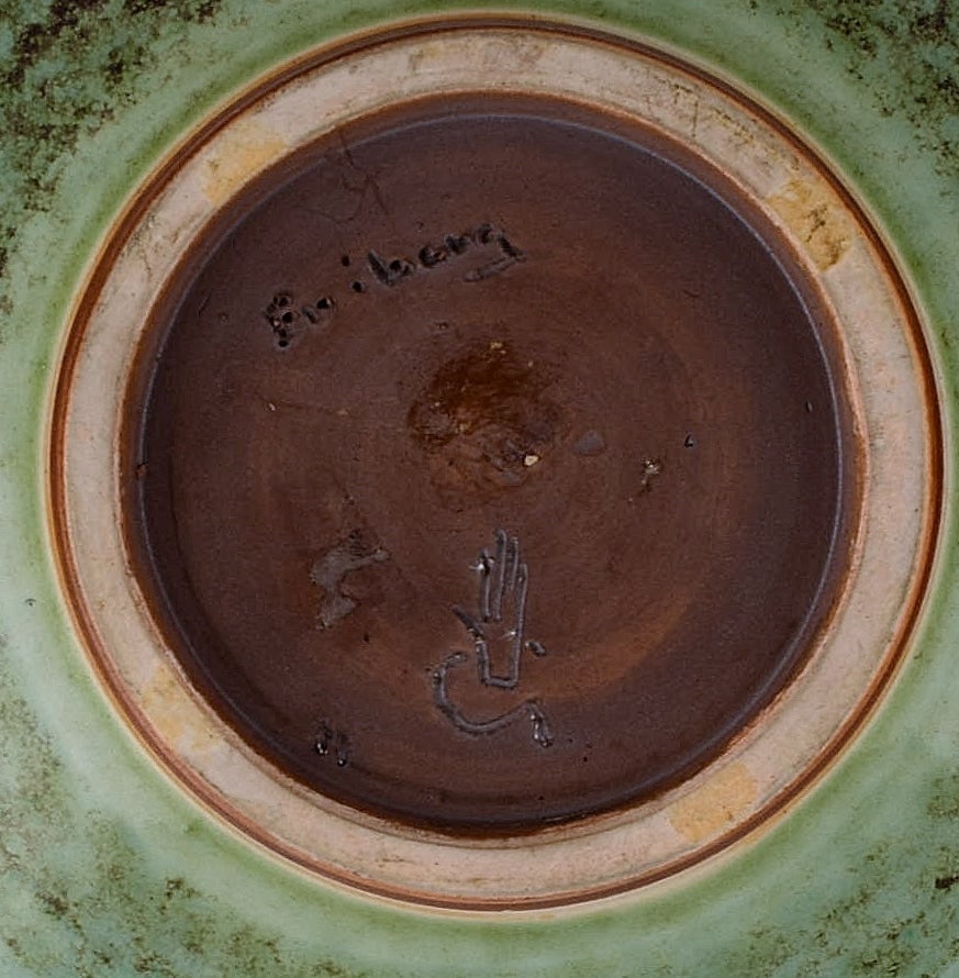 Berndt Friberg (1899-1981) for Gustavsberg Studiohand. Bowl on foot in glazed ceramics. Beautiful - 6