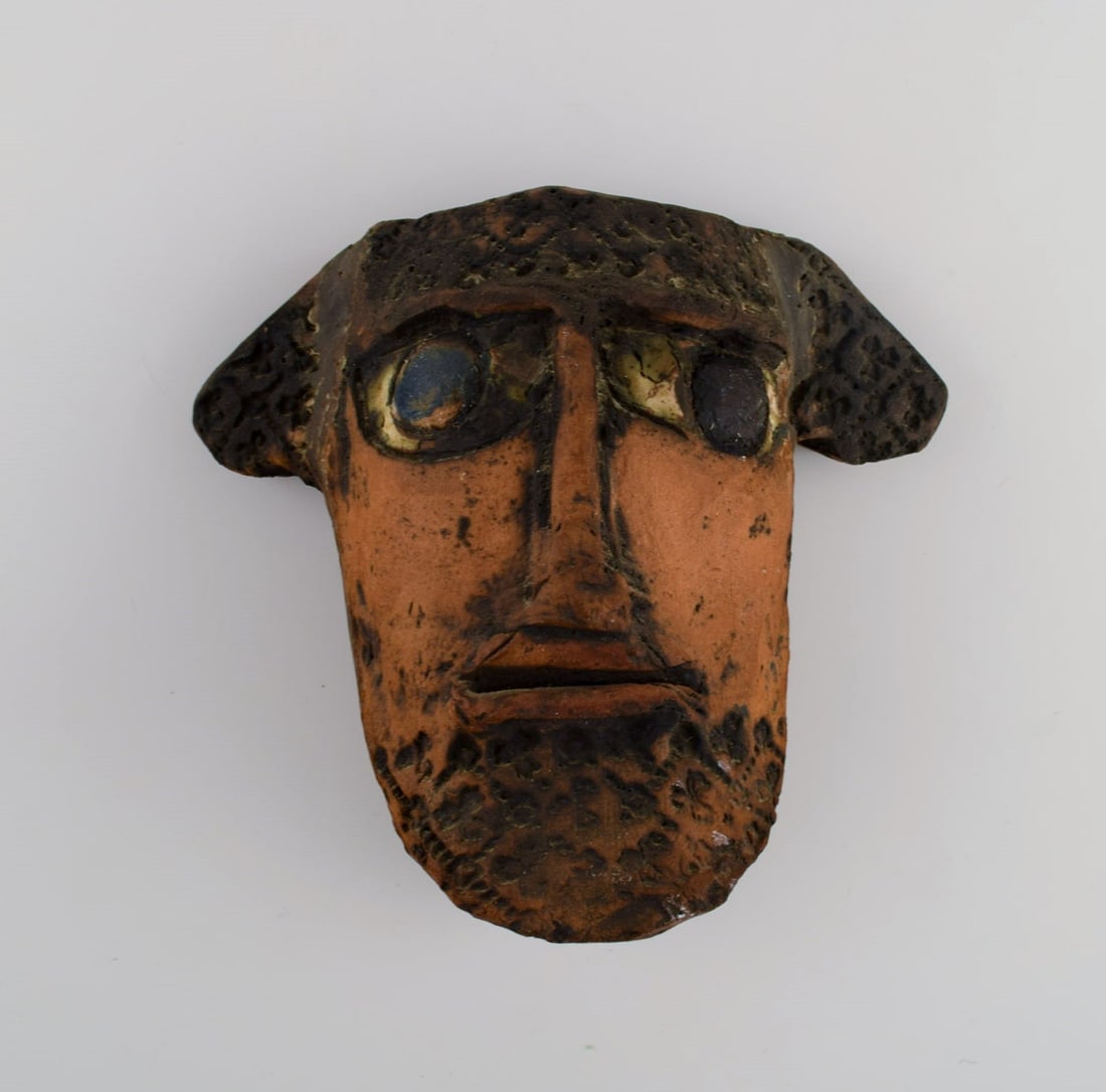 Niels Helledie (b. 1927), Denmark. Unique face mask in hand-painted glazed stoneware. 1980s. (1 of 8)