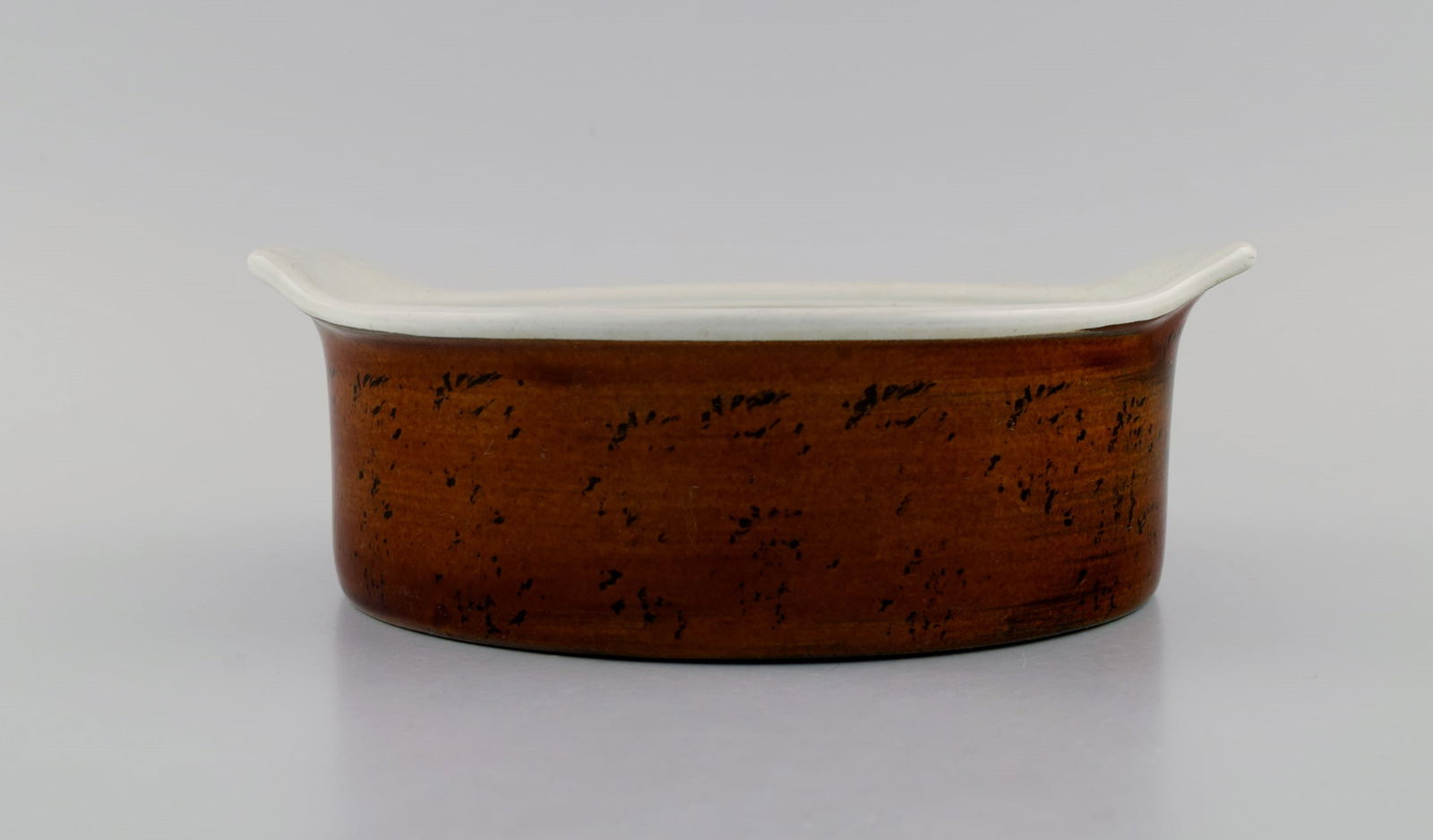 Stig Lindberg for Gustavsberg. Four Coq bowls / dishes in glazed stoneware. Beautiful speckled glaze - 4
