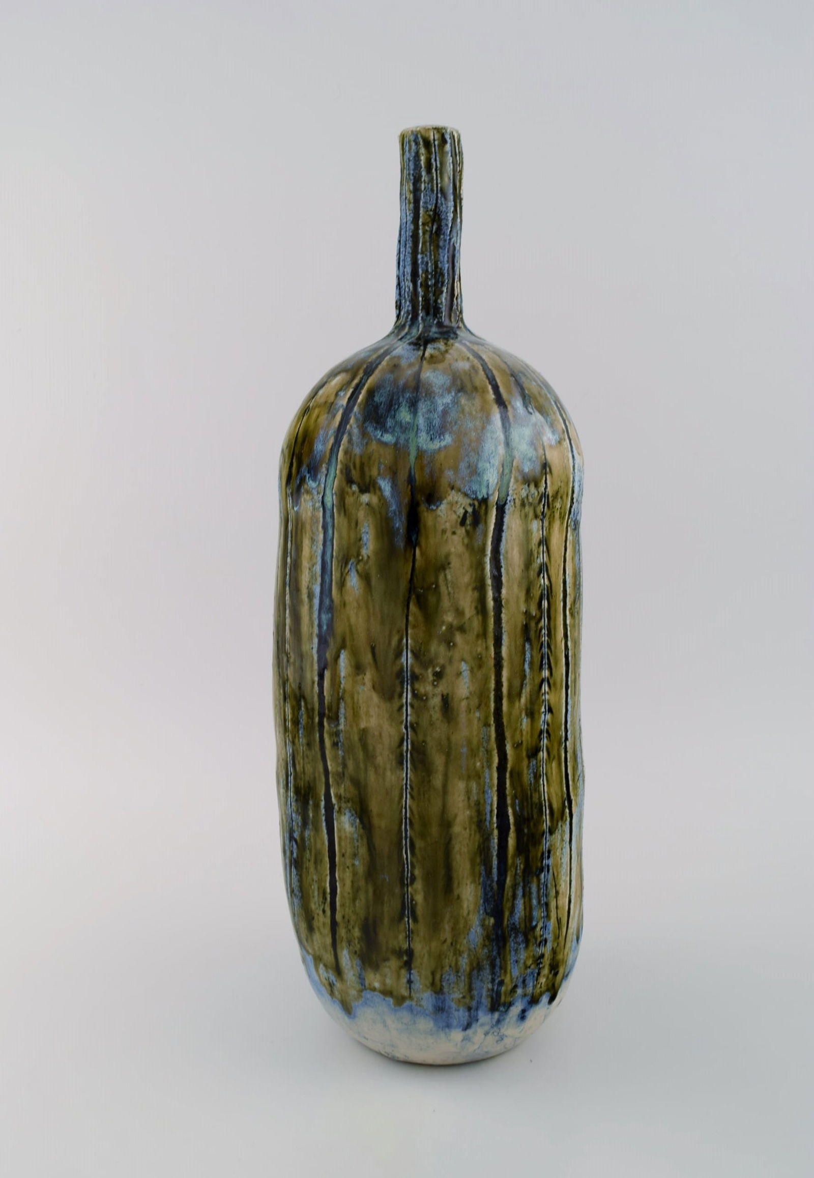 Dorte Sandal (b. 1955), Denmark. Large unique vase in glazed stoneware. Beautiful glaze in - 2