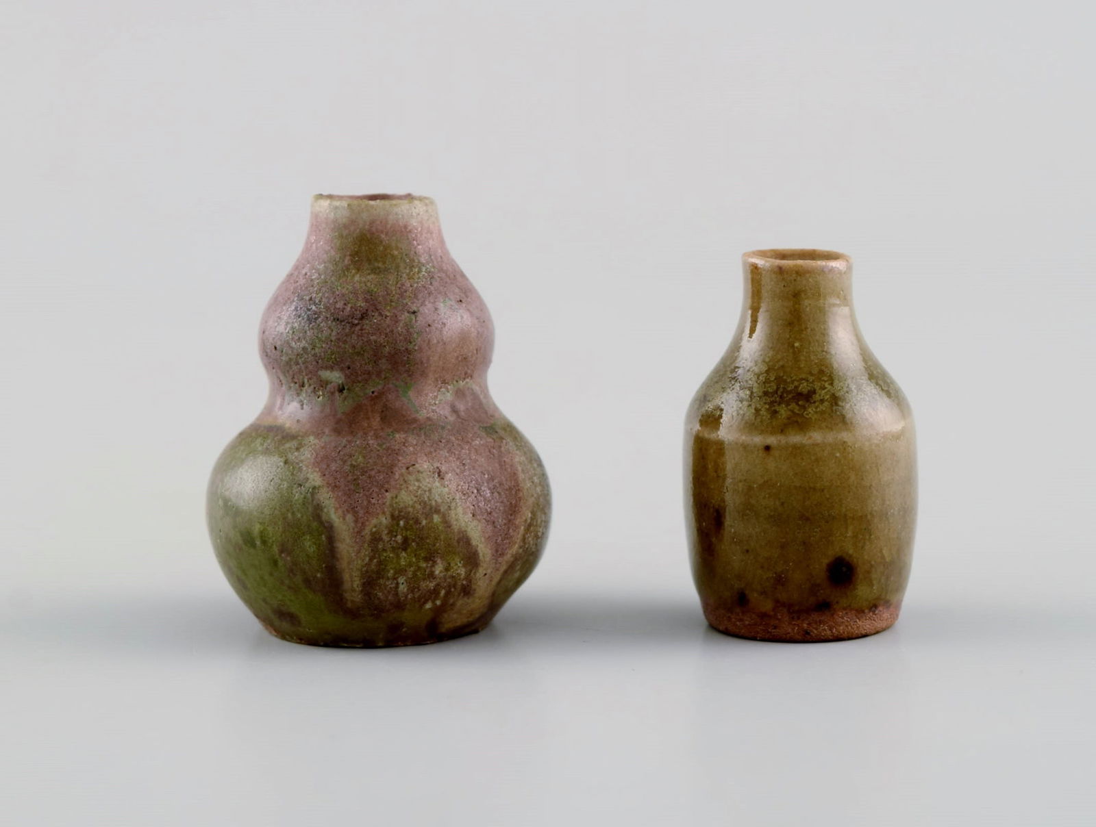 Six Belgian miniature vases in glazed ceramics. Mid-20th century. - 5