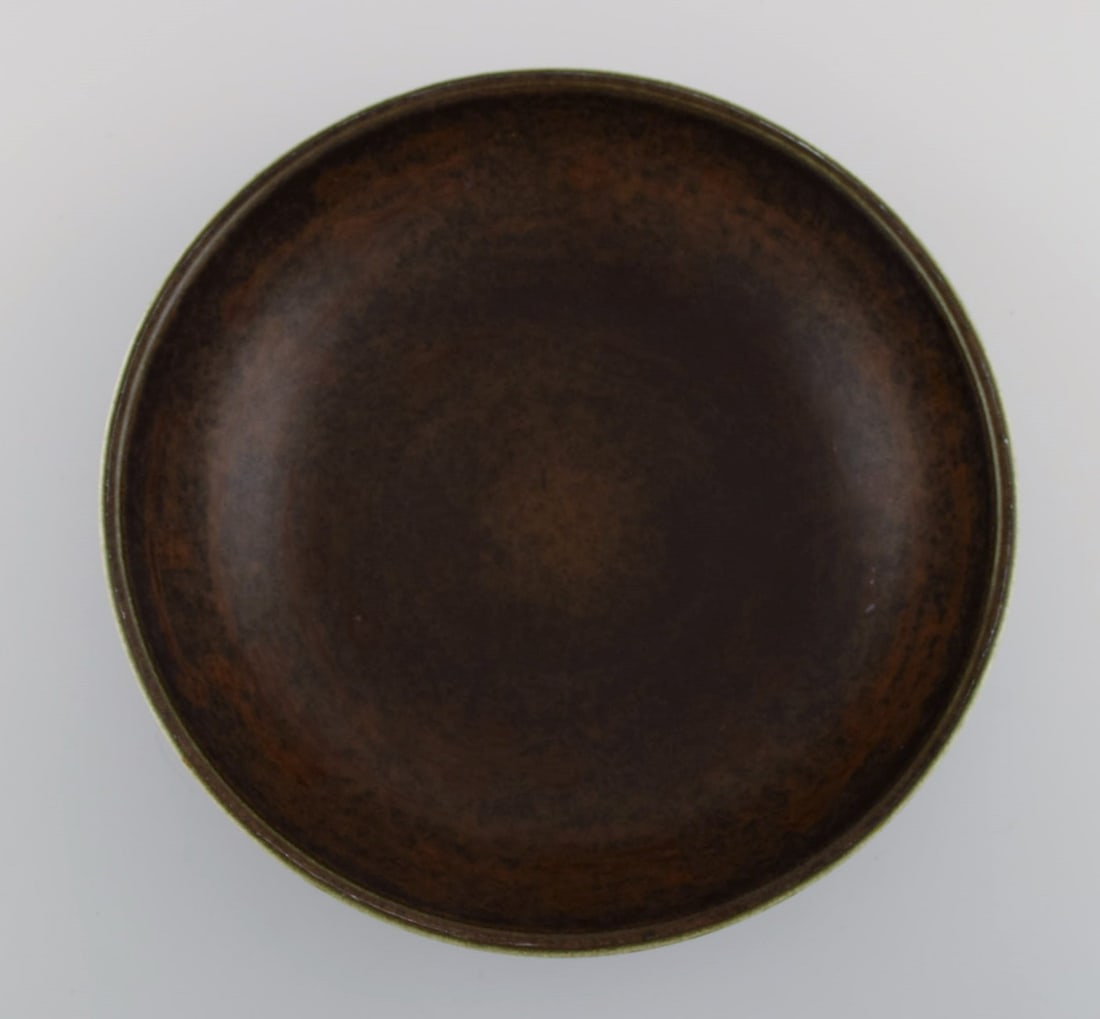 Round Rörstrand bowl in glazed ceramics. Beautiful glaze in brown shades. Mid-20th century. - 4