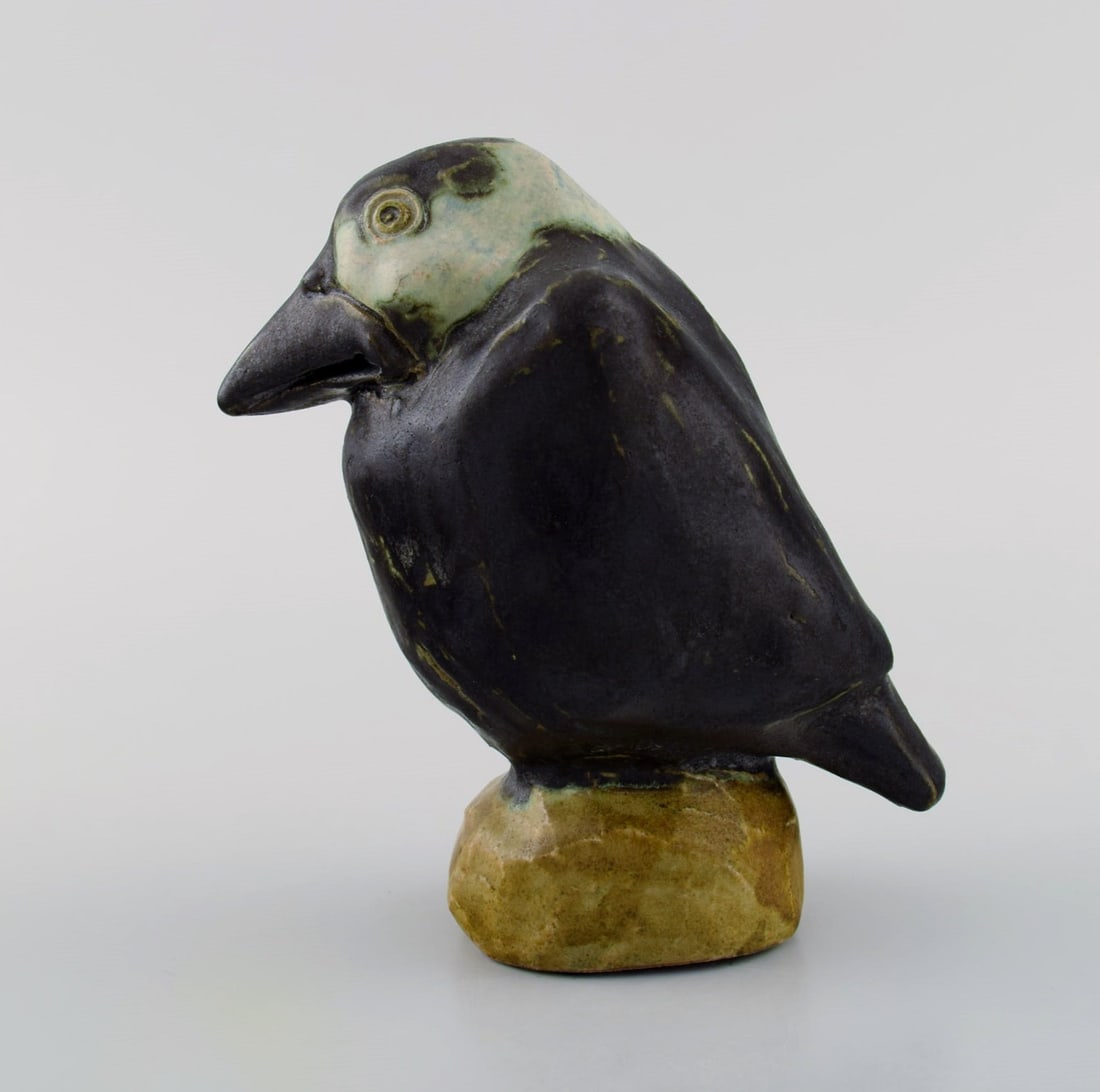 Klase Jr. for Höganäs. Unique bird in glazed stoneware. Dated 1981. Measures: 13.5 x 11 - 3