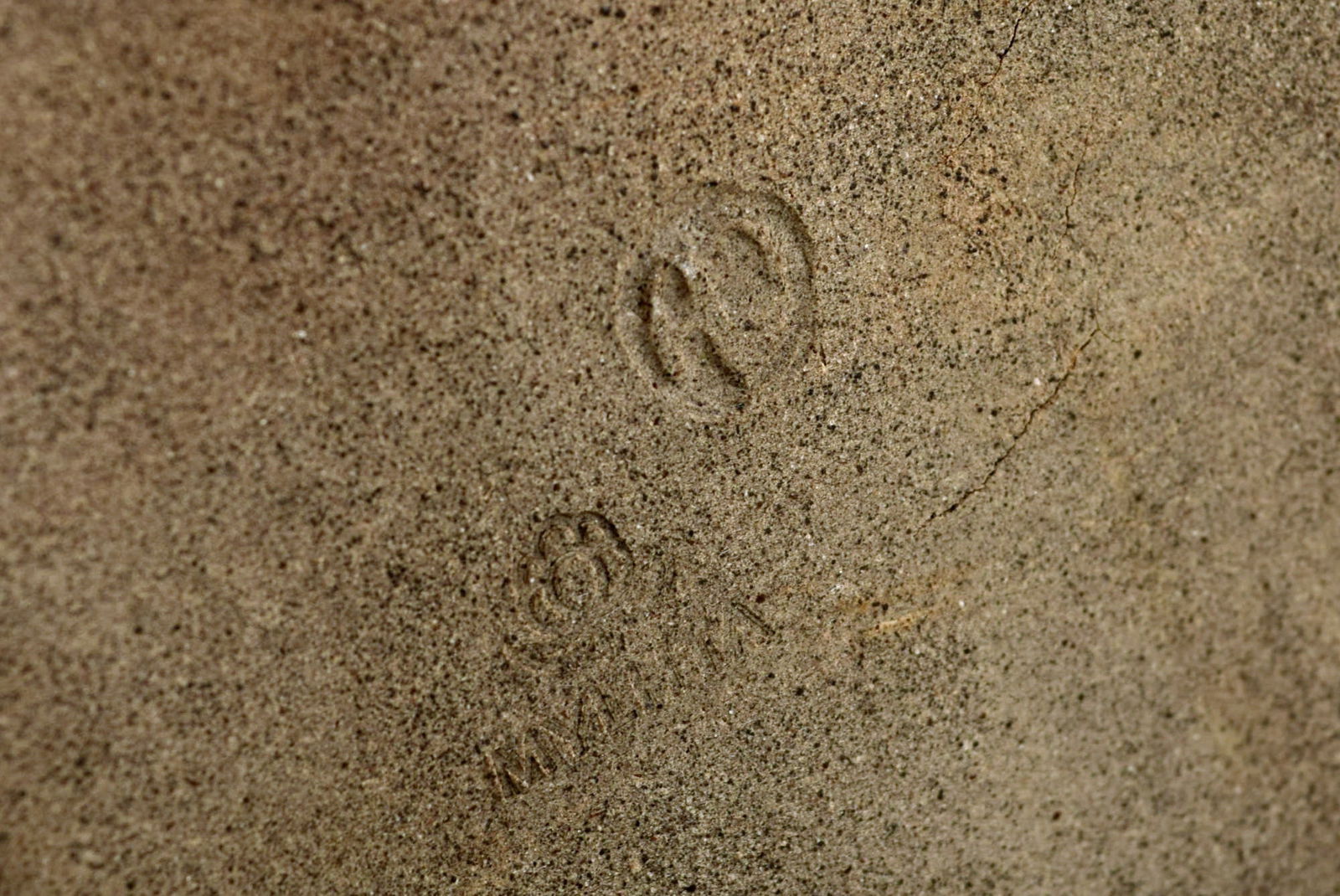 Lisa Hilland, Swedish ceramicist. Sculptural unique vase in glazed stoneware. 21st Century. - 10