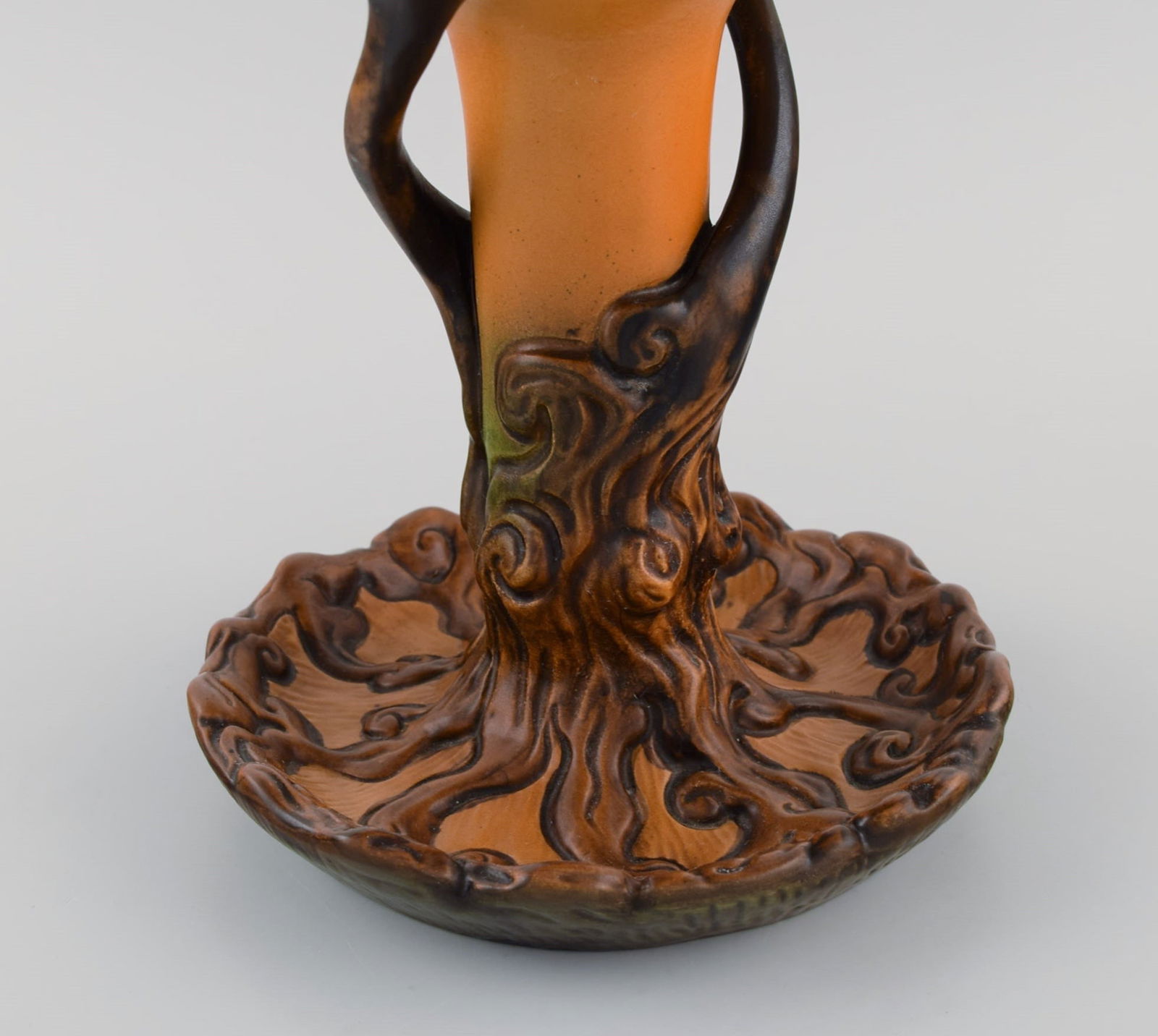 Ipsen's, Denmark. Large and rare art nouveau compote in glazed ceramics shaped like a tree. 1920s. - 4