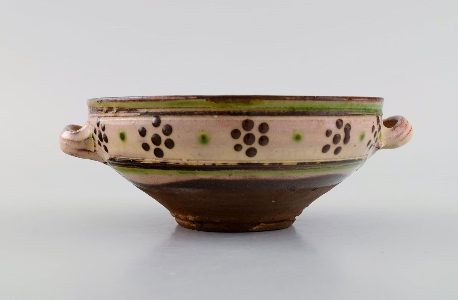 Gutte Eriksen (1918-2008), own workshop. Ear bowl with handles in glazed stoneware. Danish design, - 4