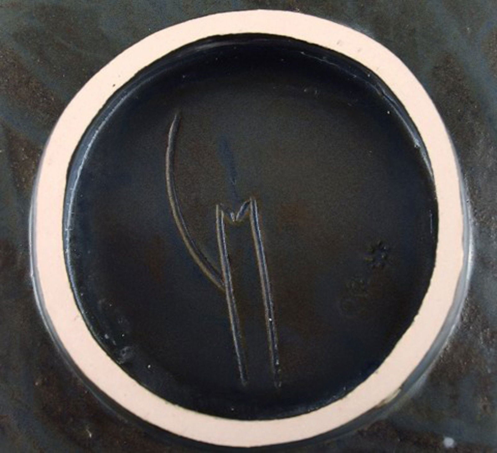 Christina Muff, Danish contemporary ceramicist (b. 1971). Sculptural one of a kind vase made from - 5