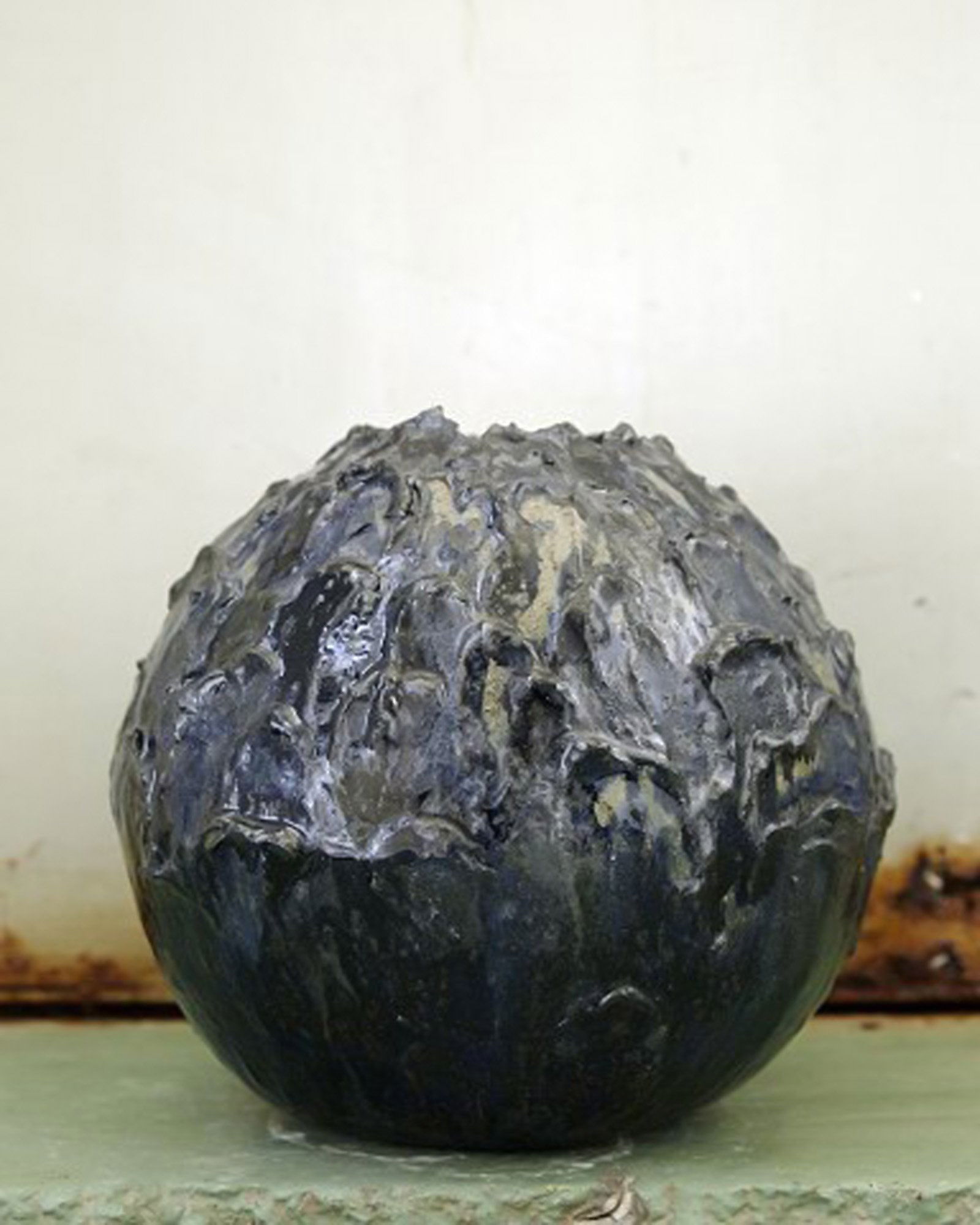Christina Muff, Danish contemporary ceramicist (b. 1971). Hand modeled stoneware vase from the: Title: Christina Muff, Danish contemporary ceramicist (b. 1971). Hand modeled stoneware vase from the ‘Seed’ series. The vase is decorated with clay and has a beautiful, dark blue glaze wi