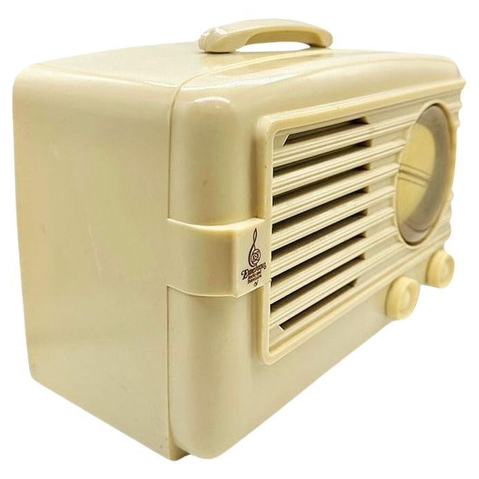 Mid-century 1949 Carrara Ivory Emerson Model 581 Plaskon Vacuum Tube AM Radio - 16