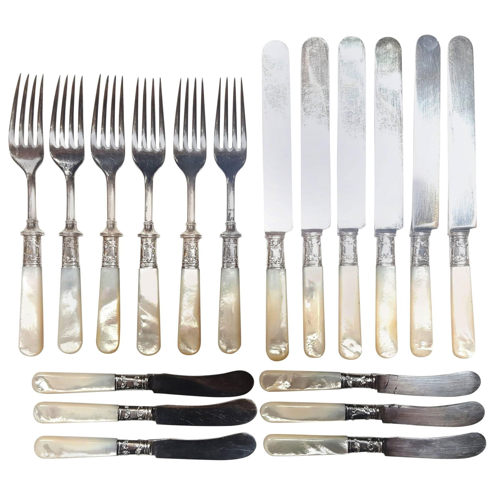 Antique Fish Flatware Set, Sterling Silver with Mother-of-pearl, Set of 18: Title: Antique Fish Flatware Set, Sterling Silver with Mother-of-pearl, Set of 18 Description: Antique fish flatware set, sterling silver with mother-of-pearl, set of 18 Landers, Frary & Clark Fish Se