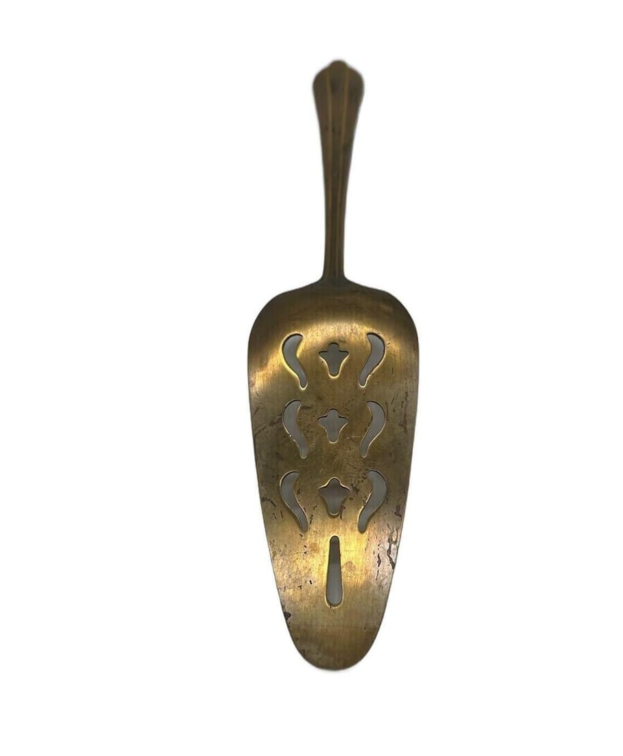 Silver Plated Rose & Leaf Pattern Pie/Cake Server by National Silver Co - 5