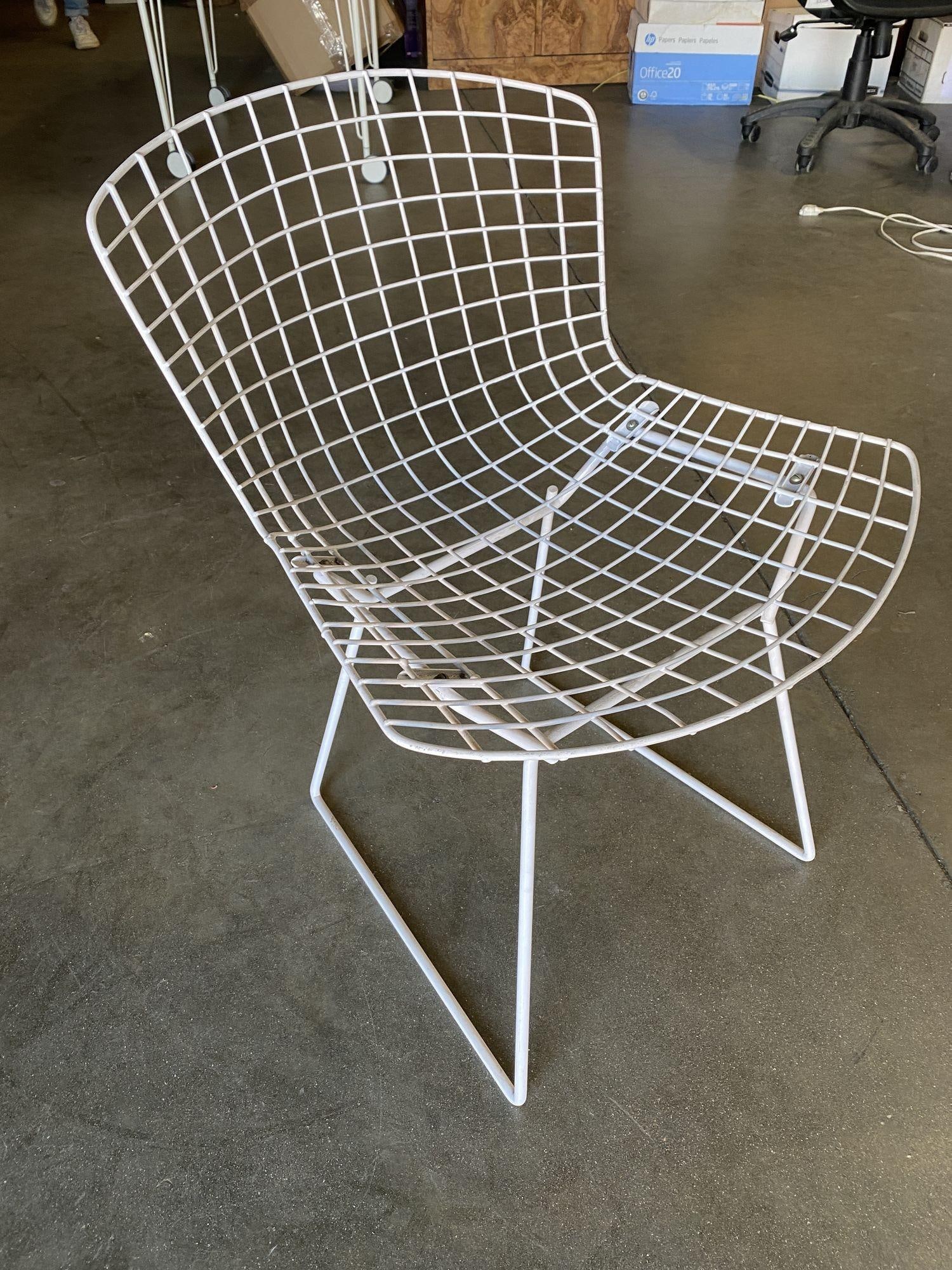White Wire Side Chair by Harry Bertoia for Knoll, Pair Circa 1952 - 17