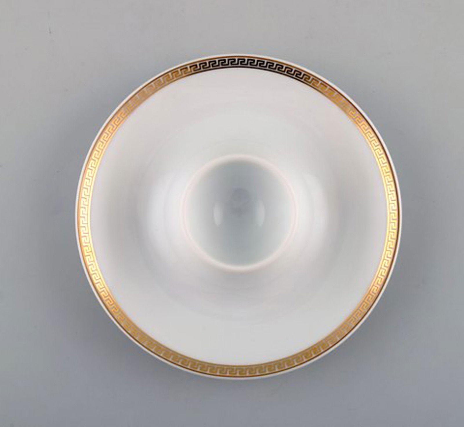 Gianni Versace / Paul Wunderlich for Rosenthal. "Médaillon Méandre D'or" porcelain egg cup - 2