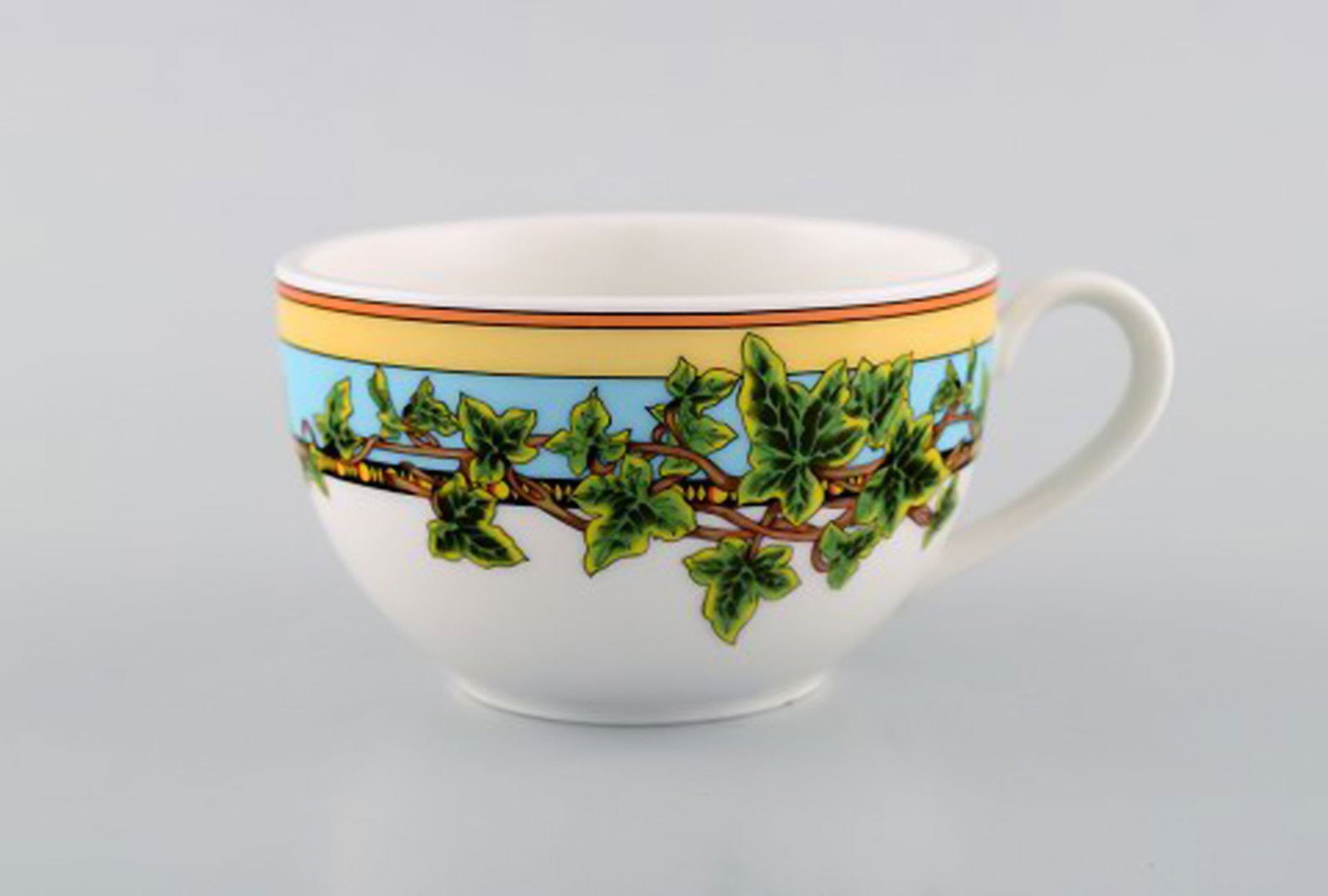 Gianni Versace for Rosenthal. Five large "Ivy Leaves" teacups with saucers. Late 20th century. - 4
