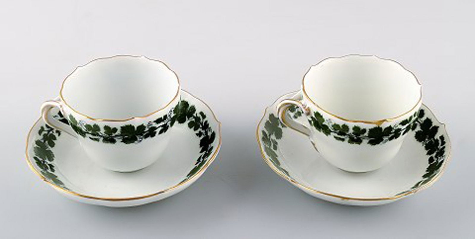 Meissen ivy / vine leaves, 2 sets of coffee cups with saucers. - 2