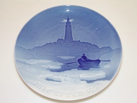 B&G Christmas plates 1911, 1912, 1916, 1921, 1923, 1924. - 5