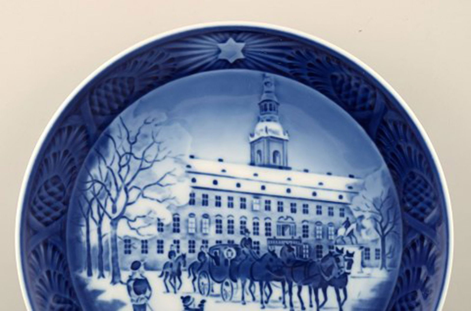 Royal Copenhagen, Christmas plate from 1992. - 2