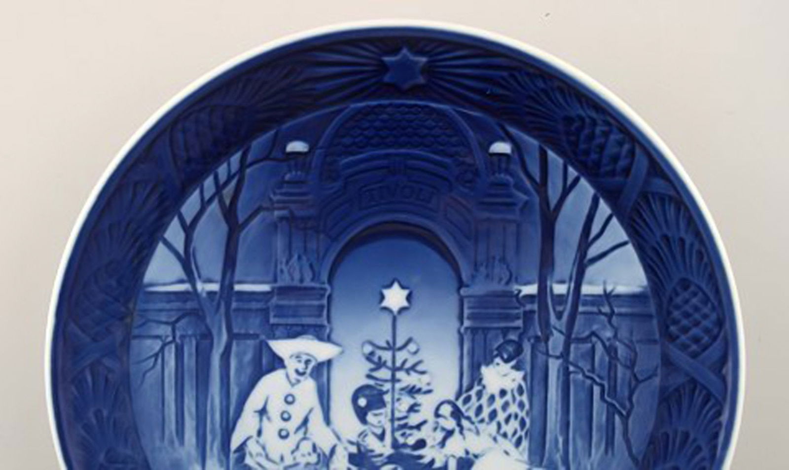 Royal Copenhagen, Christmas plate from 1990. - 2