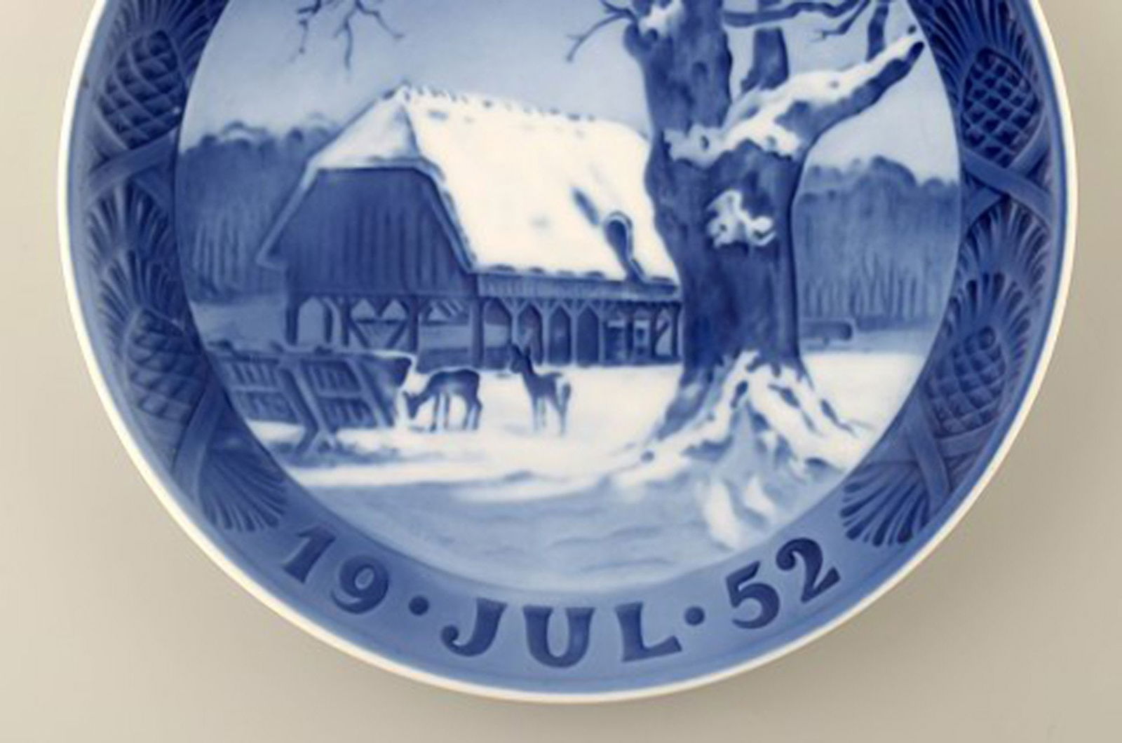 Royal Copenhagen, Christmas plate from 1952. - 3