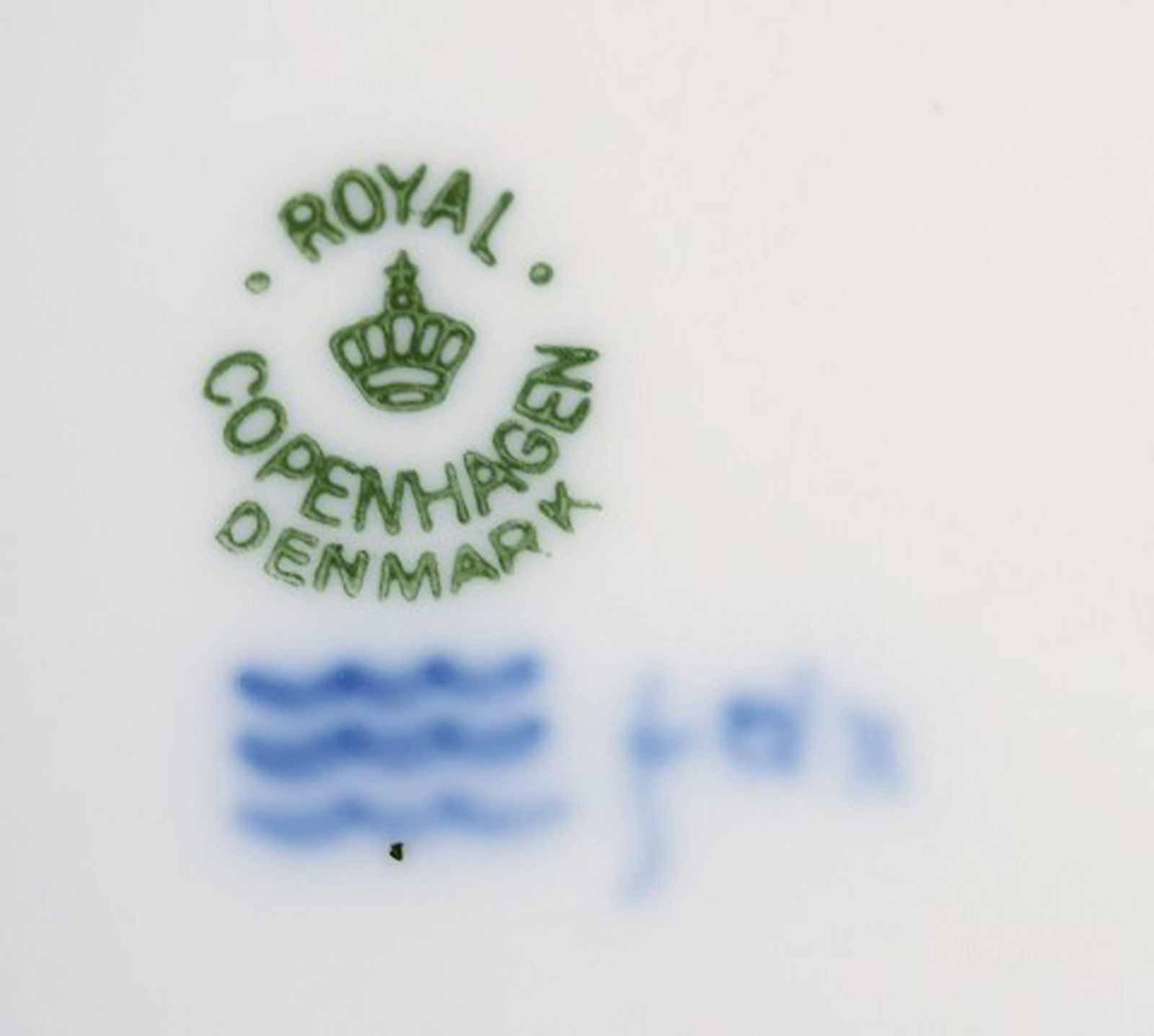 Royal Copenhagen, Christmas plate from 1932. - 4