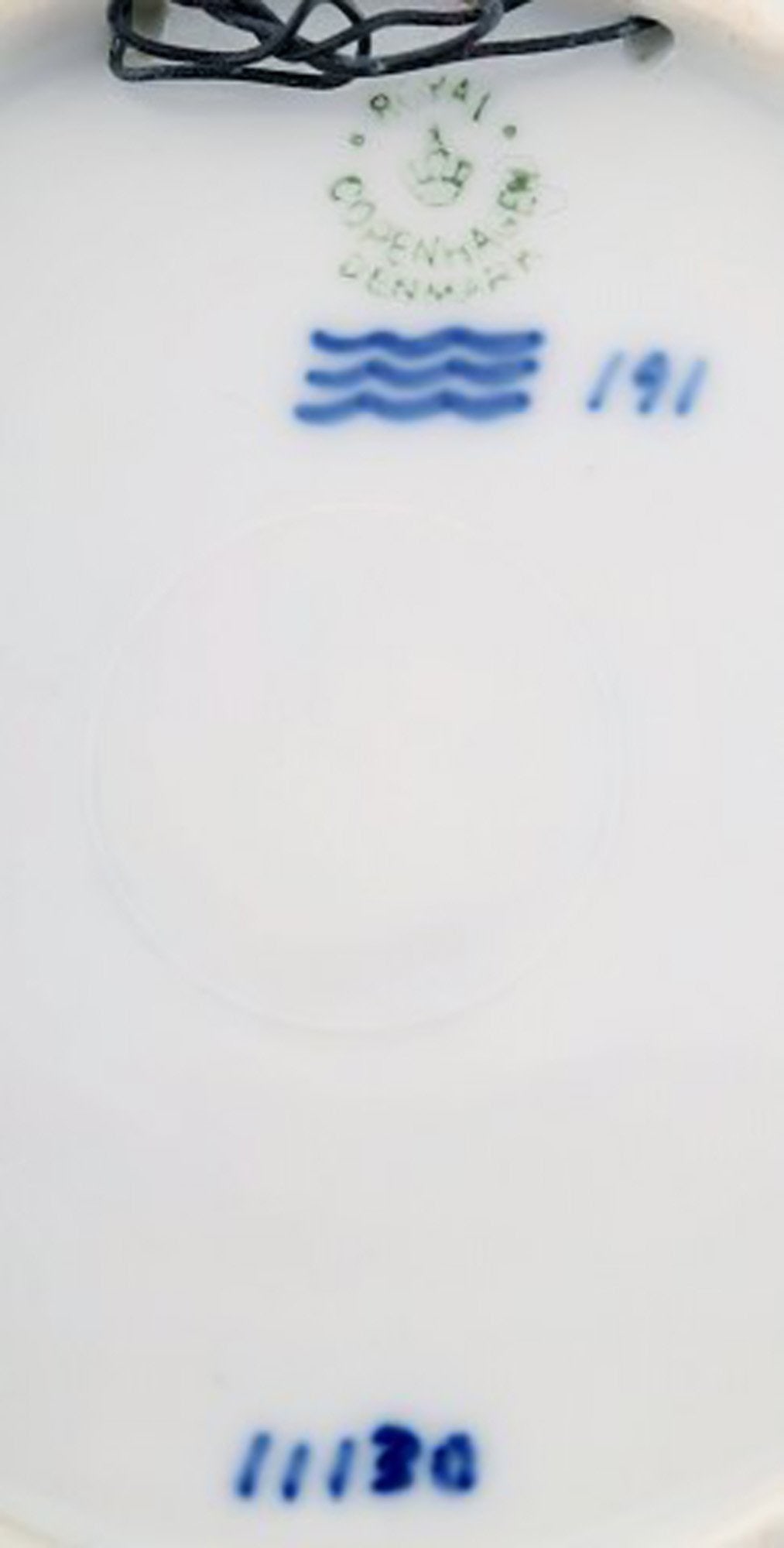 Royal Copenhagen, Christmas plate from 1923. - 4