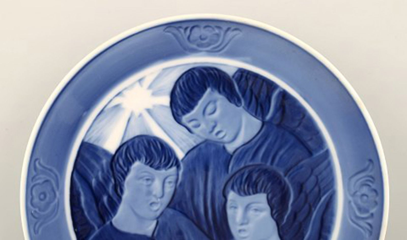 Royal Copenhagen, Christmas plate from 1922. - 2