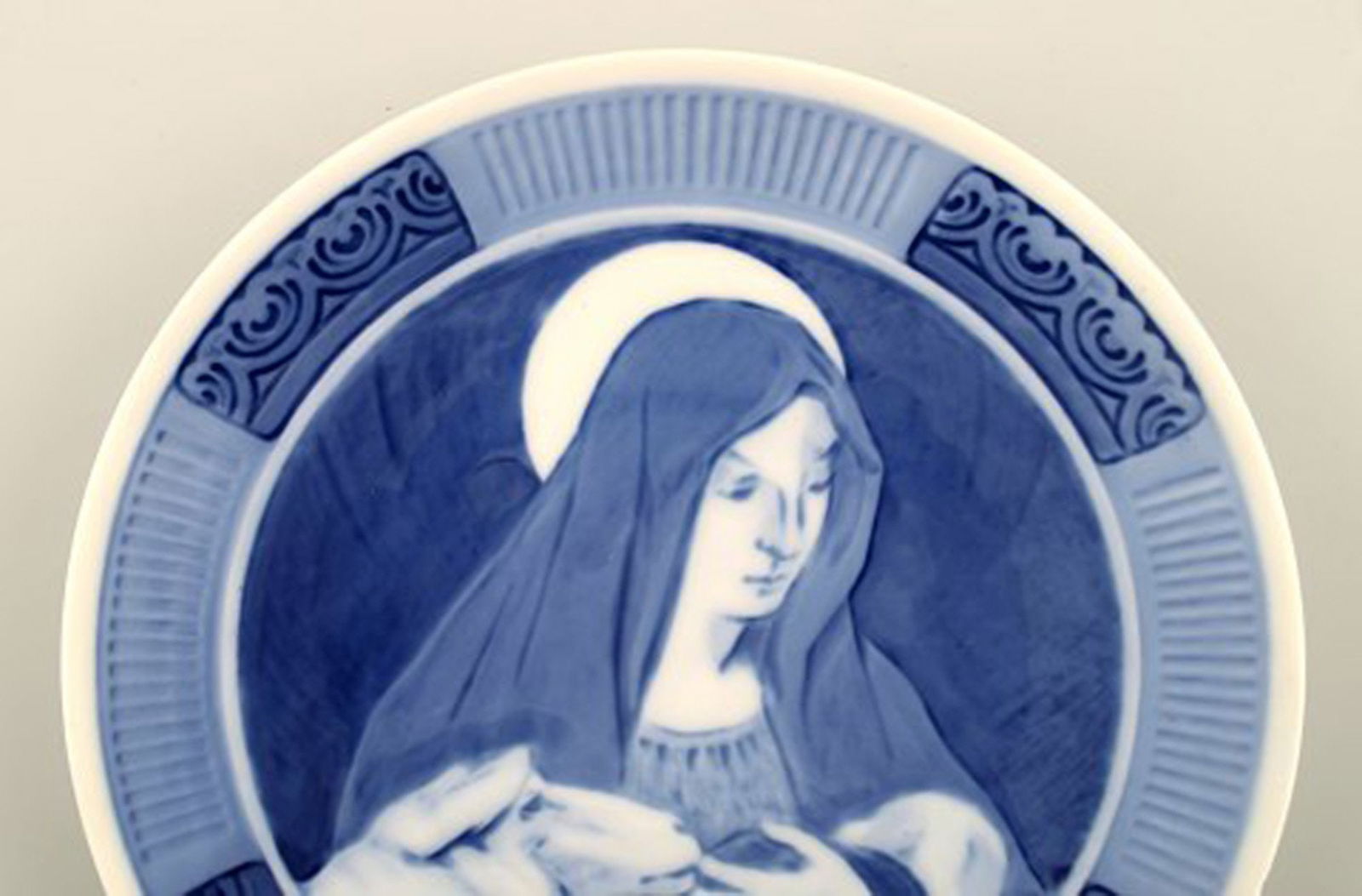 Royal Copenhagen, Christmas plate from 1920. - 2