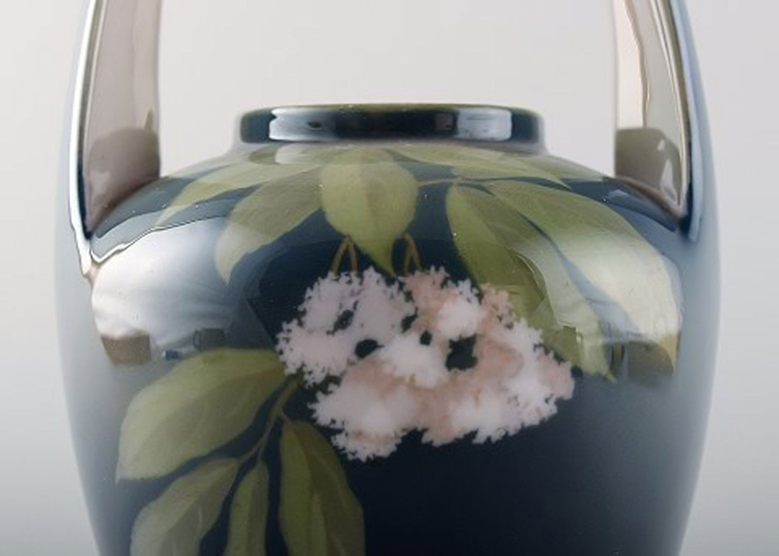Royal Copenhagen Art Nouveau vase, decorated with flowers. - 2