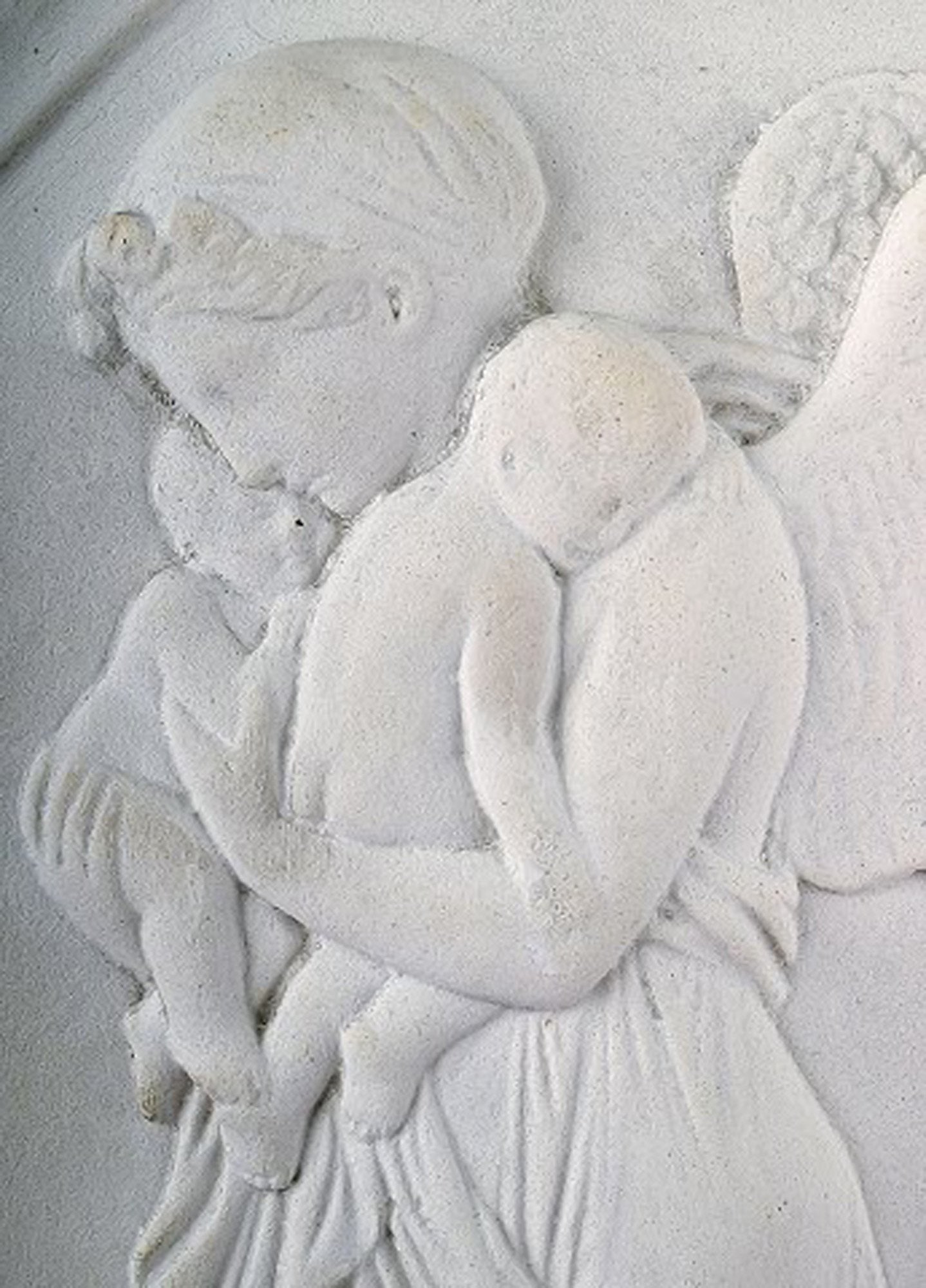 Large plaster platter after Thorvaldsen. - 2