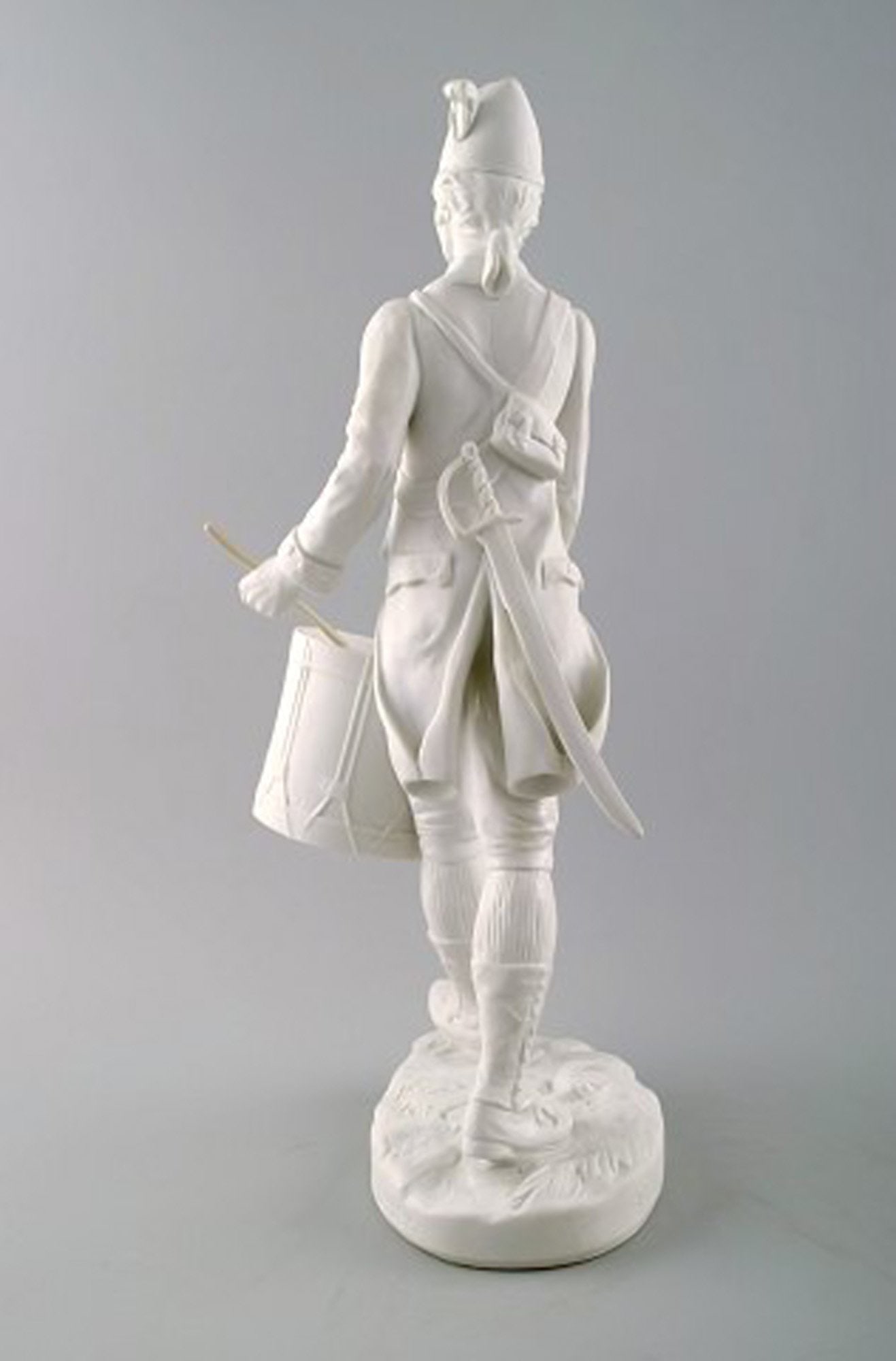 J. Bromley for B&G: "American Drummer Boy. 1st Maryland Circa 1776". A B&G bisquit figurine. - 3