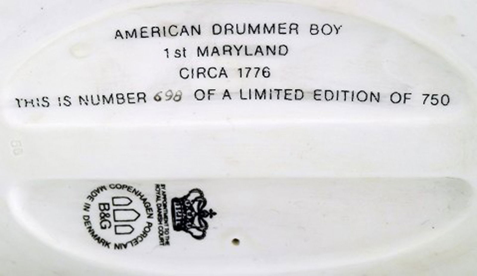 J. Bromley for B&G: "American Drummer Boy. 1st Maryland Circa 1776". A B&G bisquit figurine. - 7