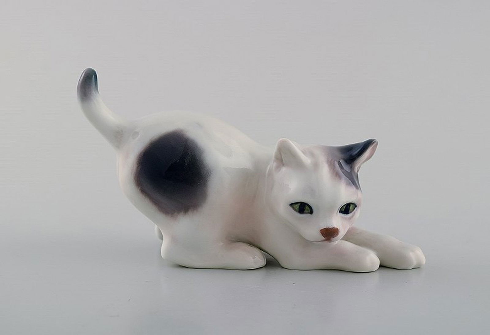 Dahl Jensen. Cat. Model number 1013.: Title: Dahl Jensen. Cat. Model number 1013. Description: Dahl Jensen. Cat. Model number 1013. In very good condition. Measures: 12.5 cm x 7 cm. Signed: King Crown, DJ Copenhagen. Reserve: $140.00 