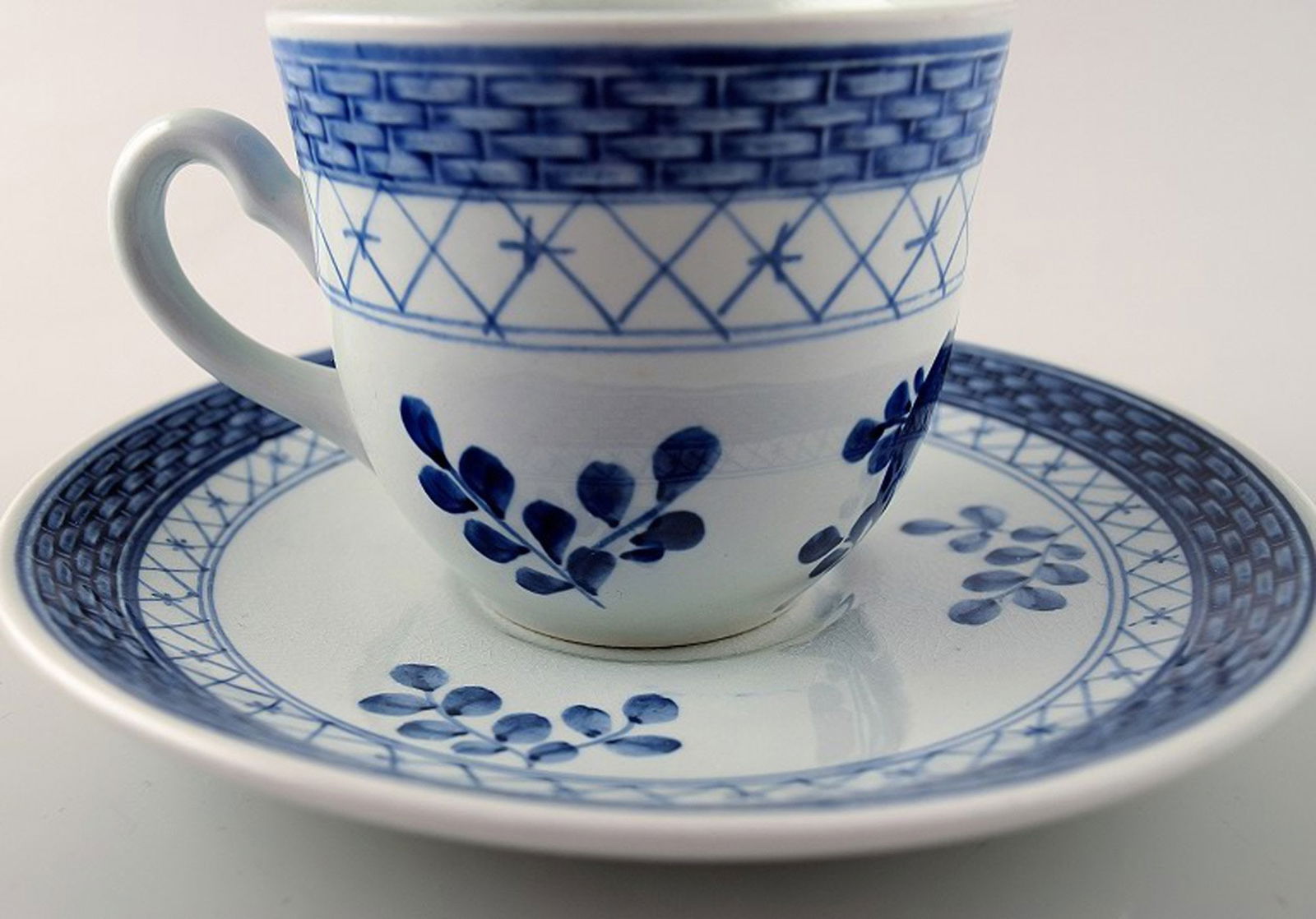 Small Tranquebar coffee cup from Aluminia. 2 sets.: Title: Small Tranquebar coffee cup from Aluminia. 2 sets. Description: Small Tranquebar coffee cup from Aluminia. 2 sets. Decoration number 11/992. 1st. factory quality. 2 sets on stock. The