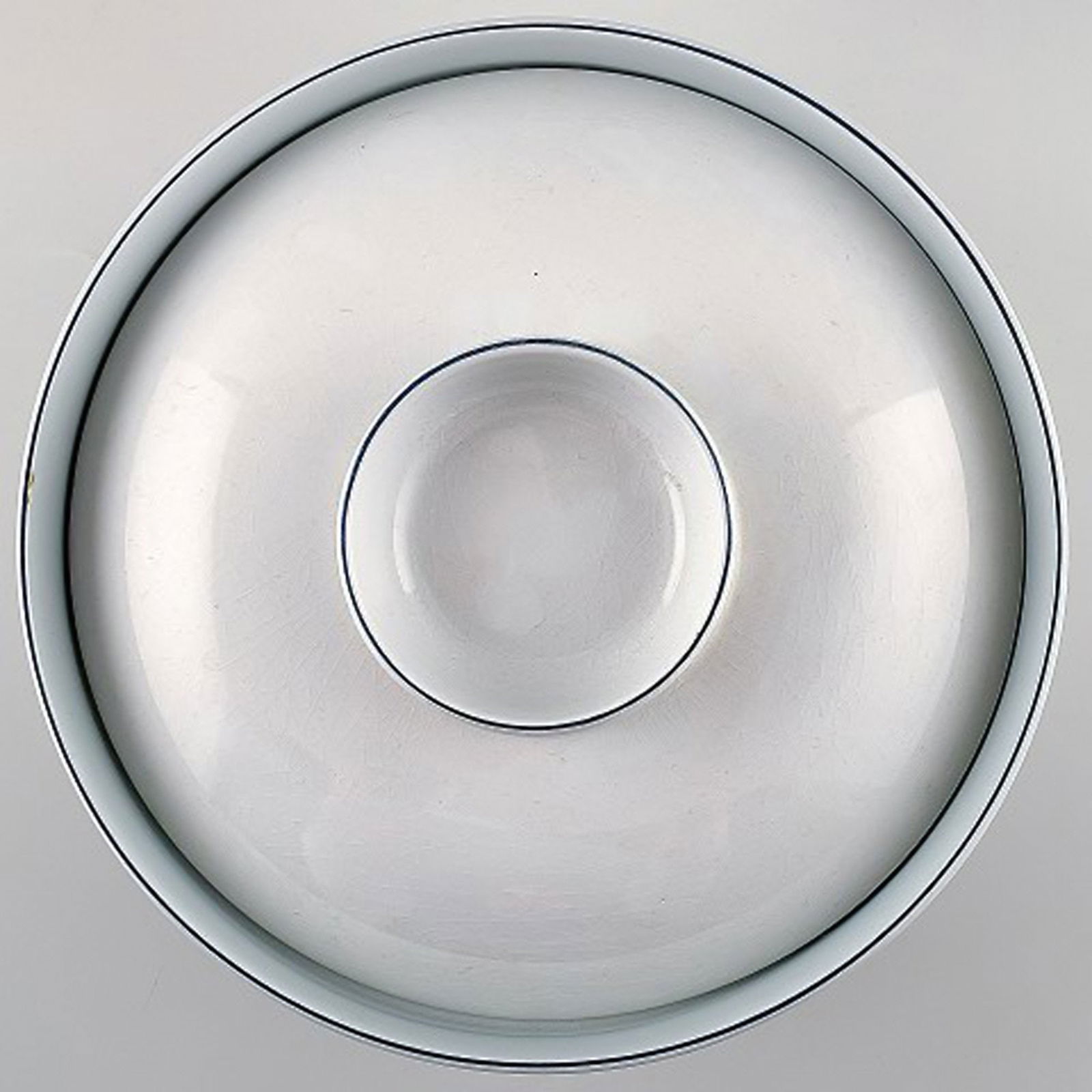 Covered Bowl / Tureen / bowl with lid. Aluminia/Royal Copenhagen blue line, earthenware. - 2