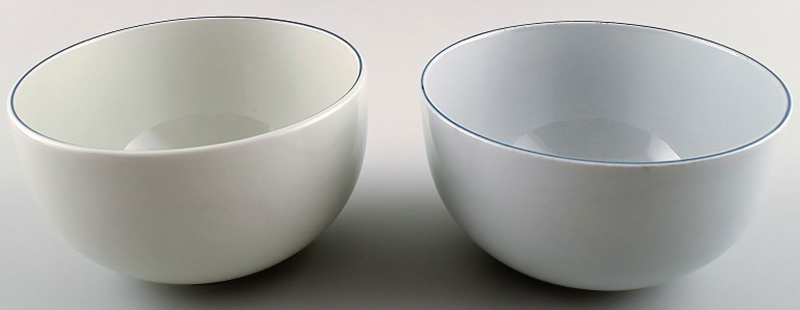 Aluminia/Royal Copenhagen blue line, earthenware bowl. 1 sold.: Title: Aluminia/Royal Copenhagen blue line, earthenware bowl. 1 sold. Description: Aluminia/Royal Copenhagen blue line, earthenware bowl. 1 sold. Aluminia/Royal Copenhagen blue line, earthenware. Blue