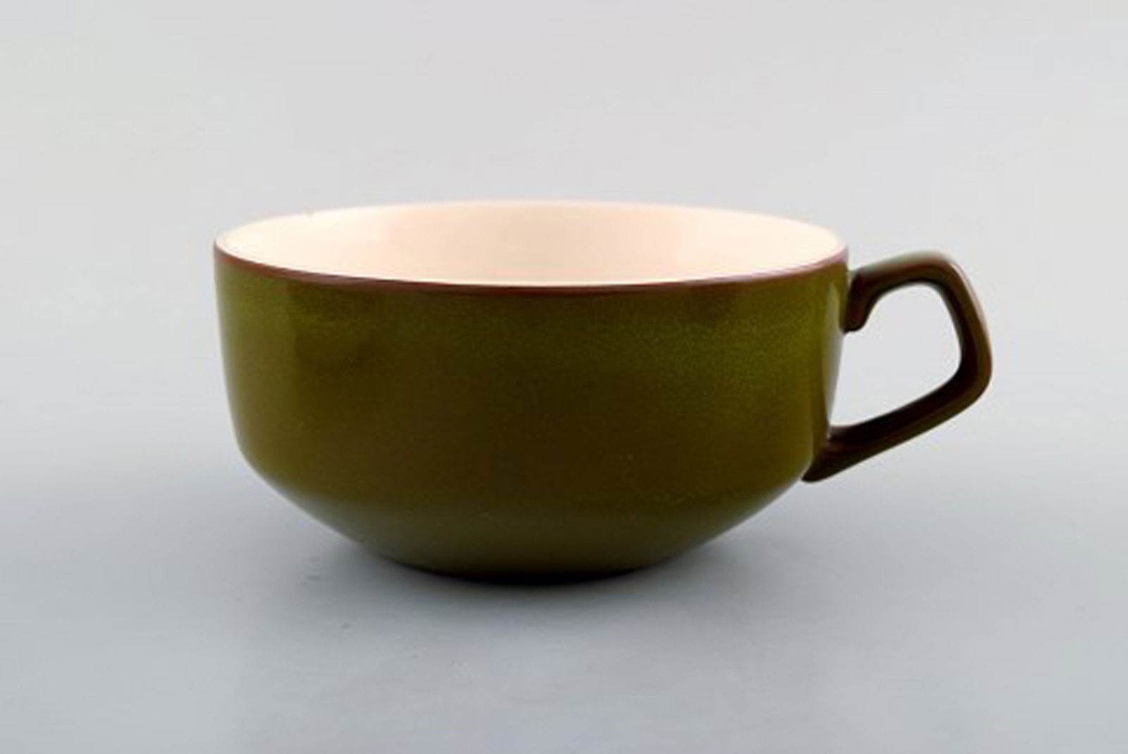 Timiana dinner service from Aluminia in faience. Consisting of 4 tea cups with saucers and tea pot. - 3