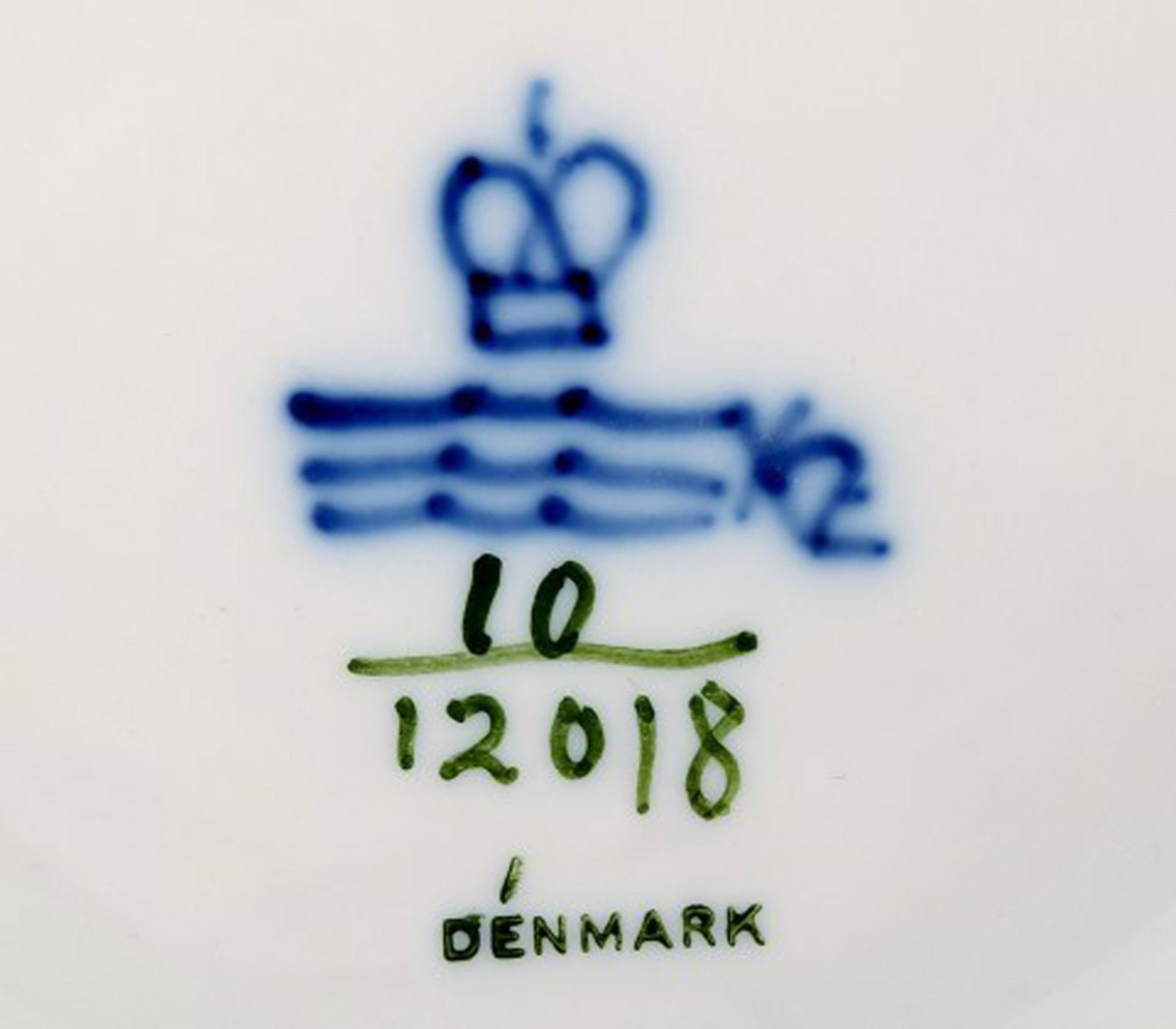 Royal Copenhagen / Copenhagen Blue Flower Juliane Marie, small plate / dish. Decoration number - 2