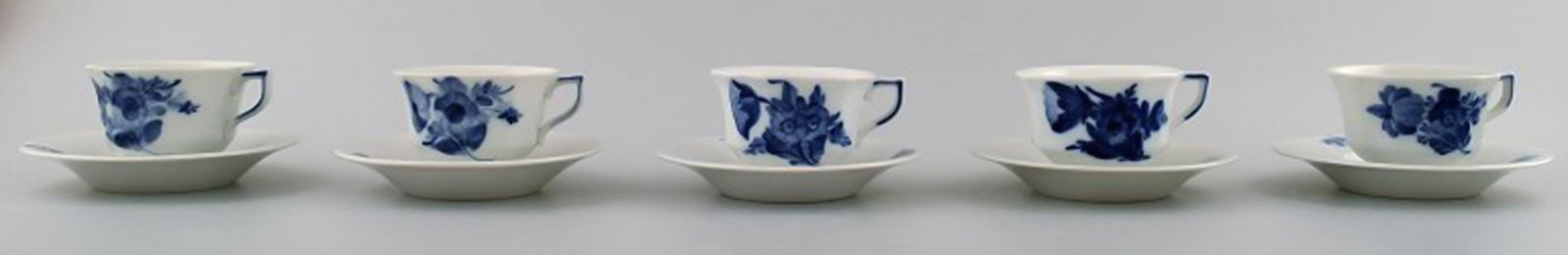 5 sets of Royal Copenhagen Blue Flower Angular, espresso cups (mocca cups).: Title: 5 sets of Royal Copenhagen Blue Flower Angular, espresso cups (mocca cups). Description: 5 sets of Royal Copenhagen Blue Flower Angular, espresso cups (mocca cups). Decoration Number 10/8562. T