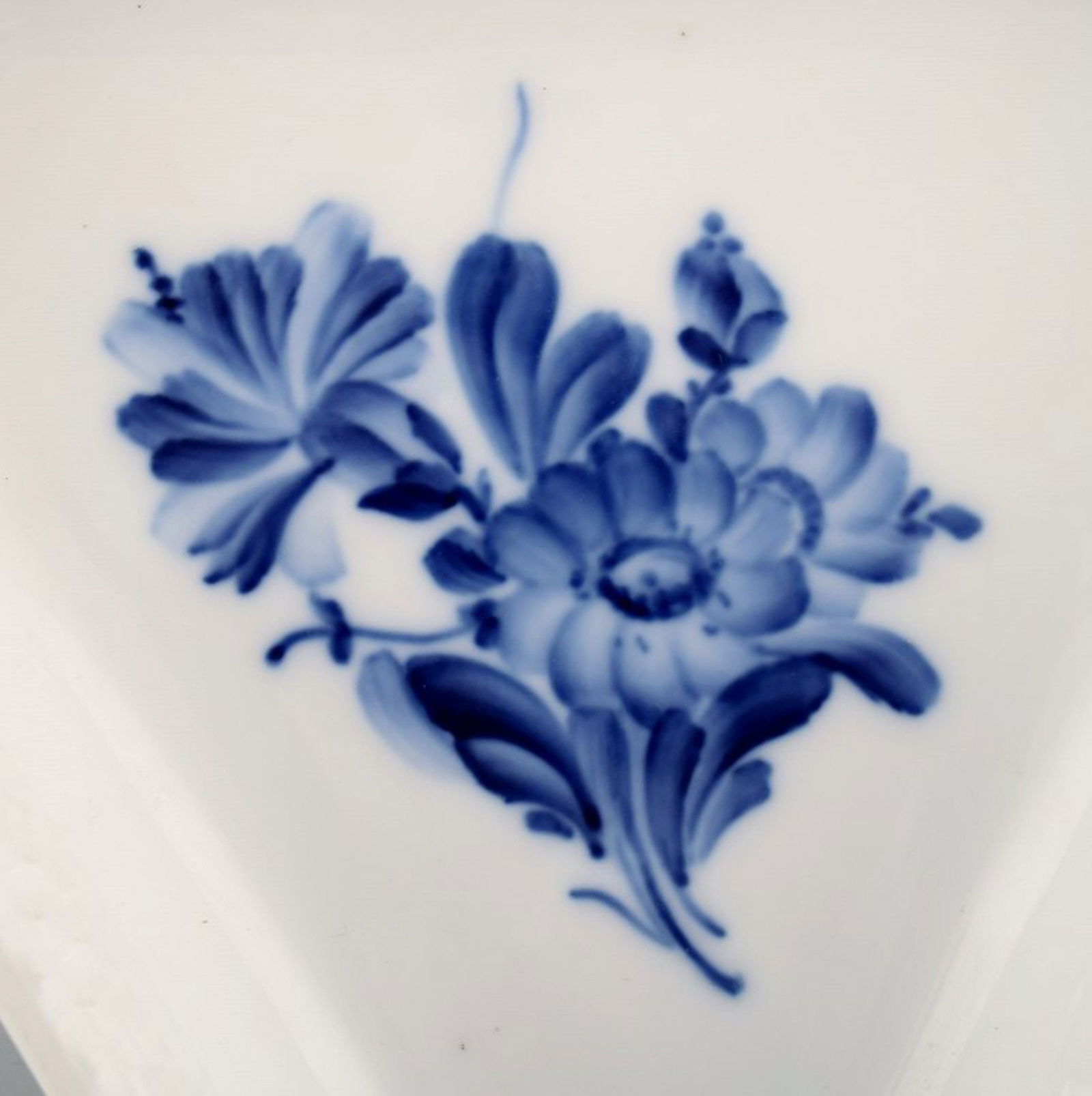 Blue flower braided triangular dish from Royal Copenhagen. - 2