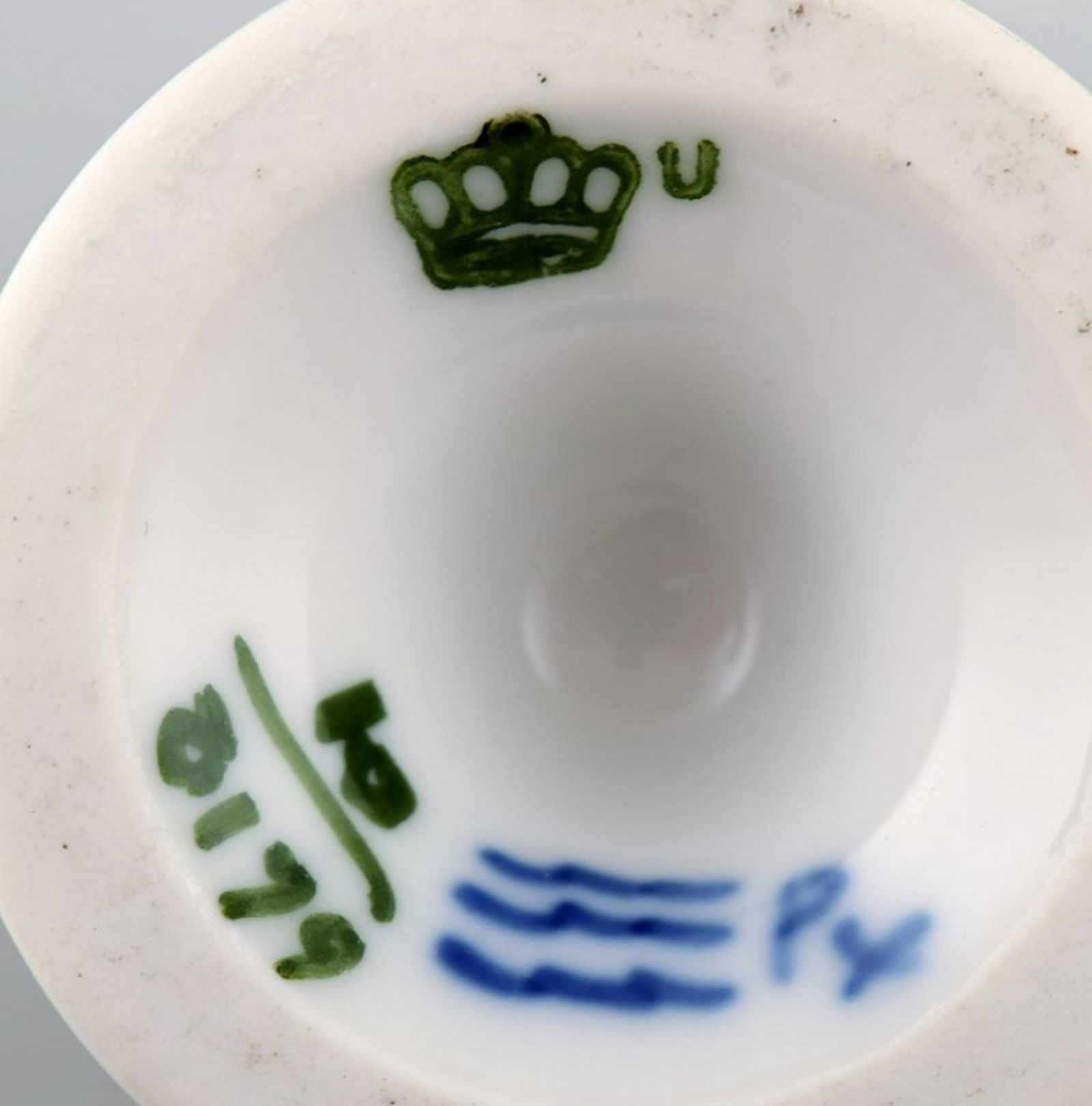 Blue flower braided egg cup from Royal Copenhagen. - 4