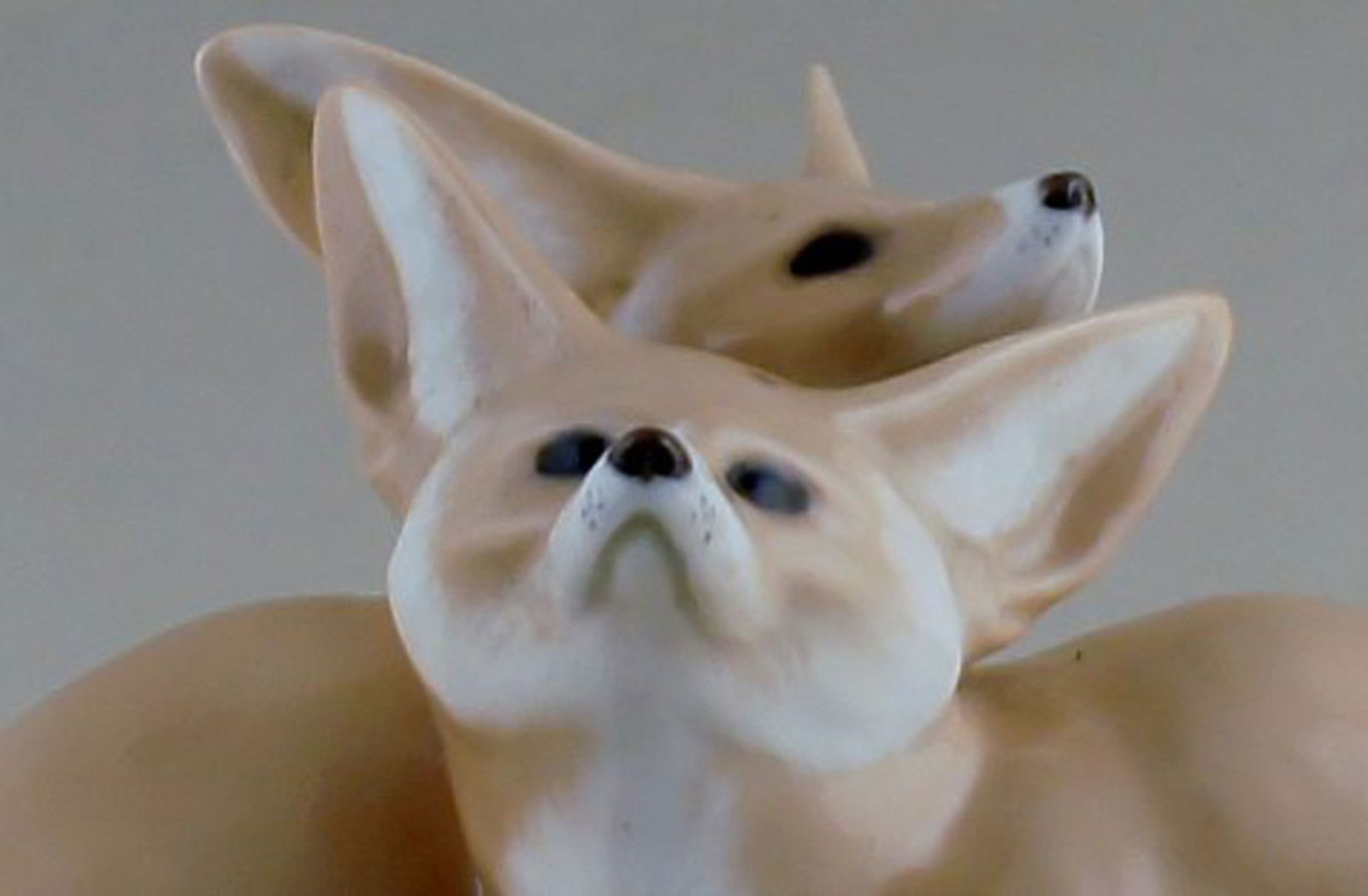 Royal Copenhagen No. 319 - Modelled by Christian Thomsen in 1901. Pair of Desert Foxes. - 3