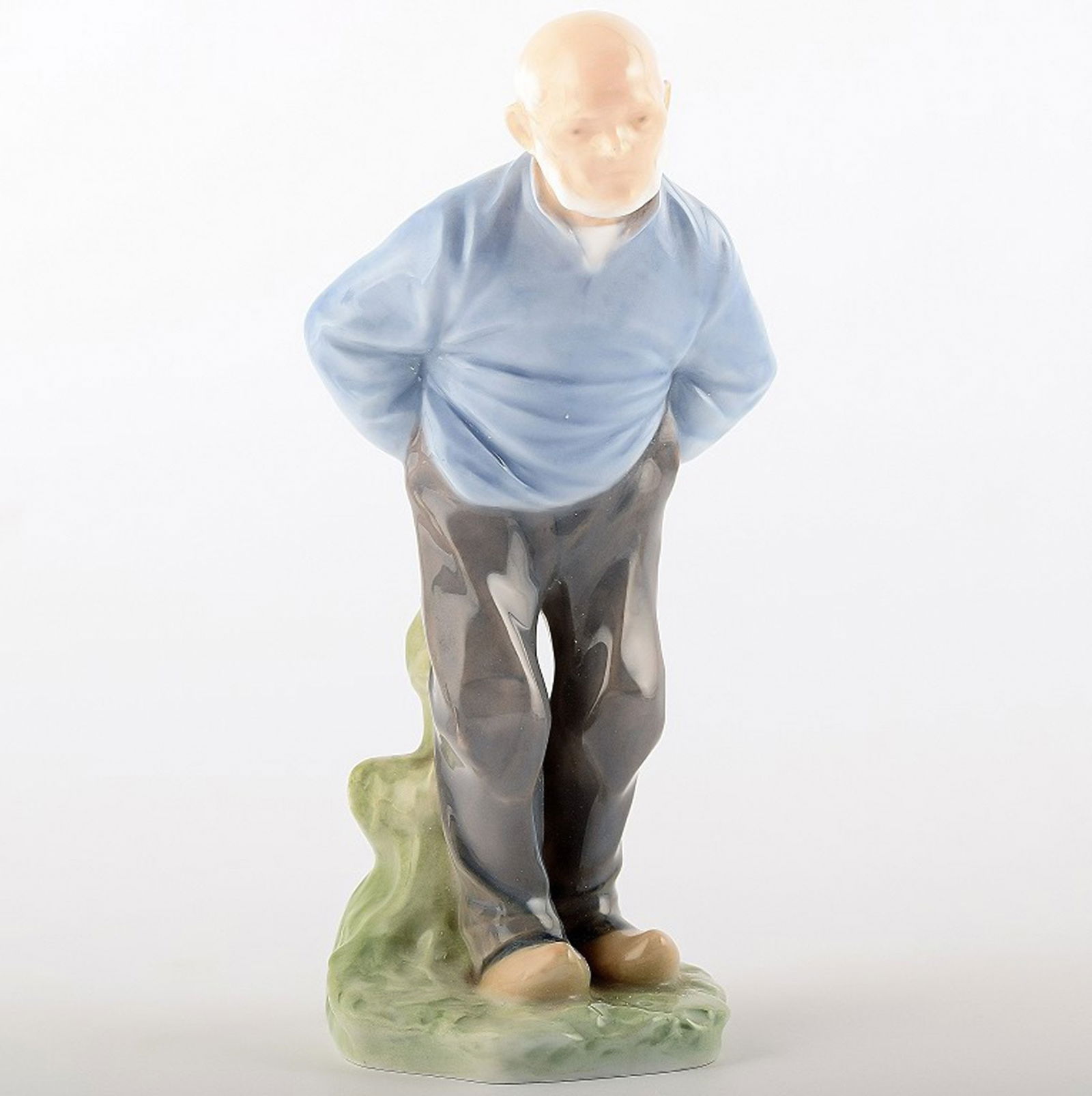 Rare Royal Copenhagen Porcelain figurine number 1001, older man.