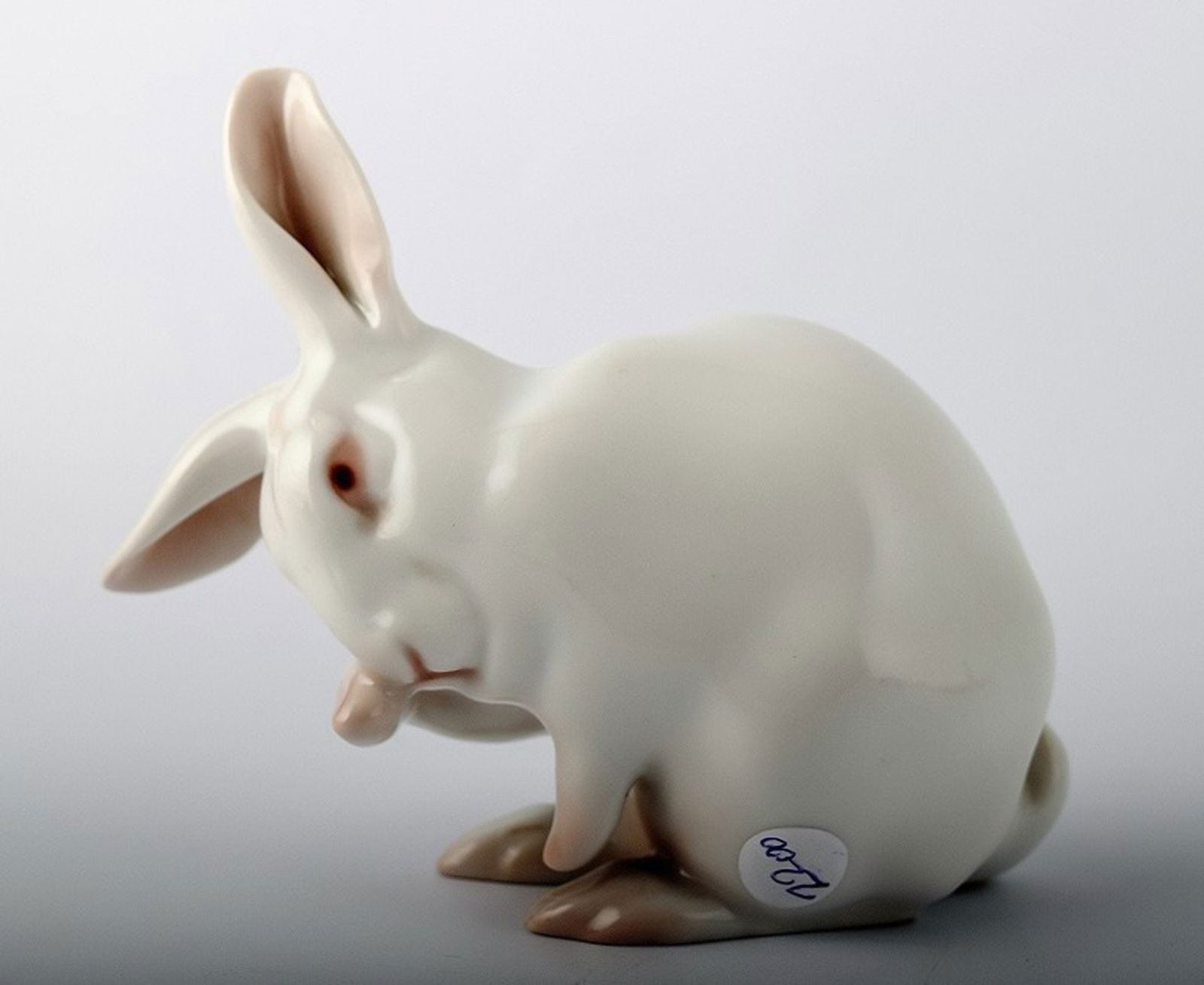 Bing & Grondah,l B&G 159, rabbit. (1 of 3)